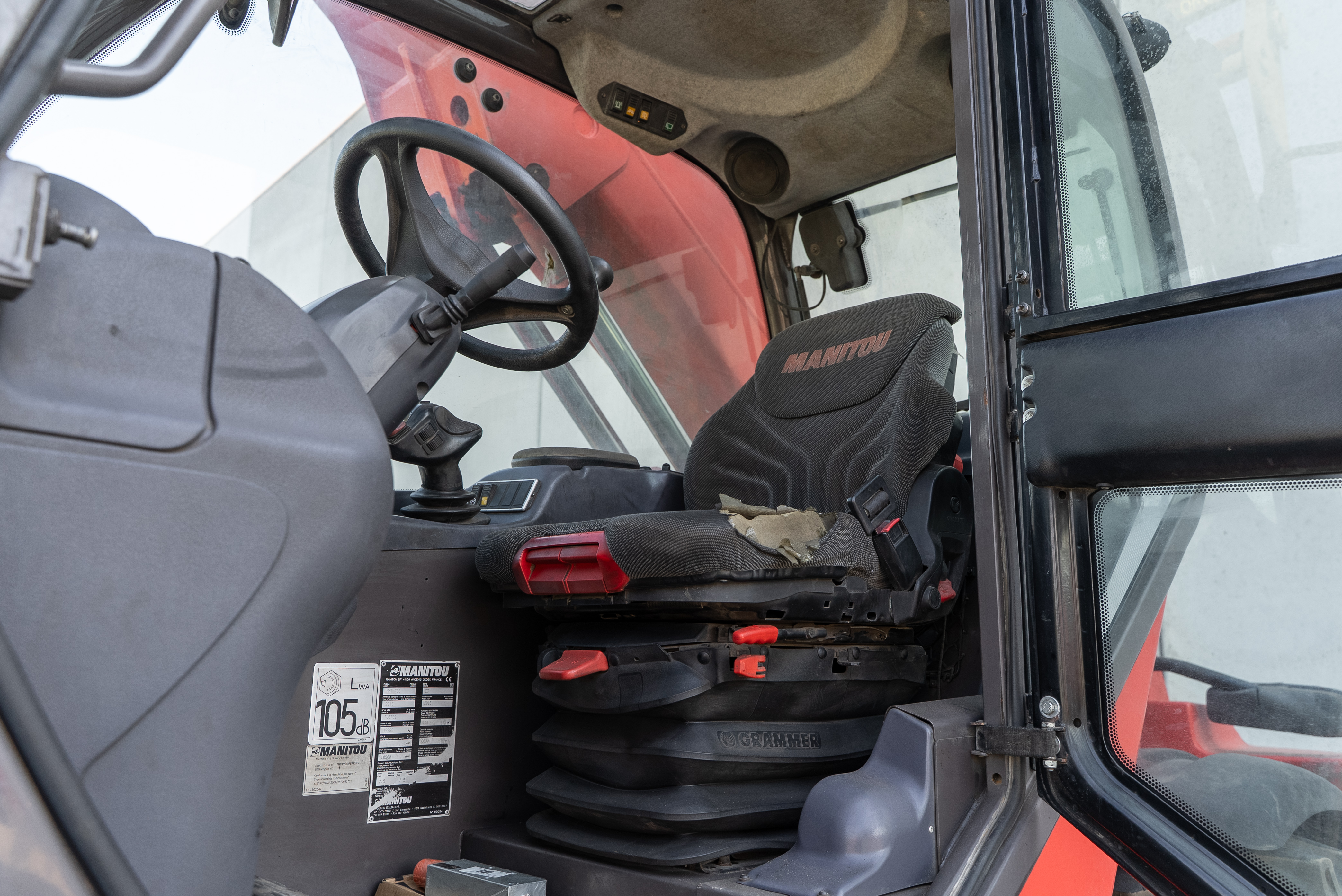 Manitou - Verreikers - MHT 780 L EVOLUTION E3 - Interieur achter