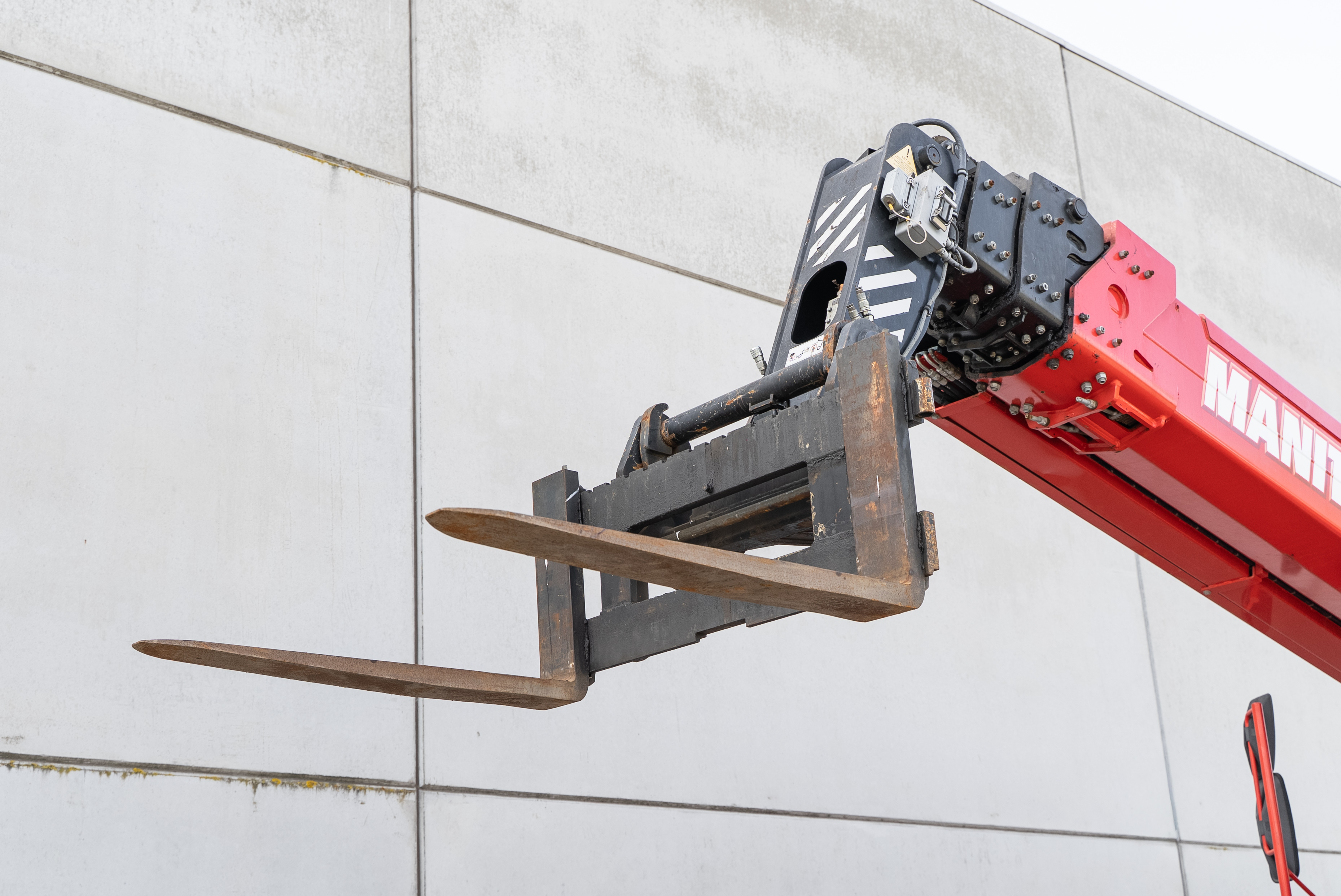 Manitou - Telehandlers - MRT 2550 PRIV+ ST4 S2 - Product image