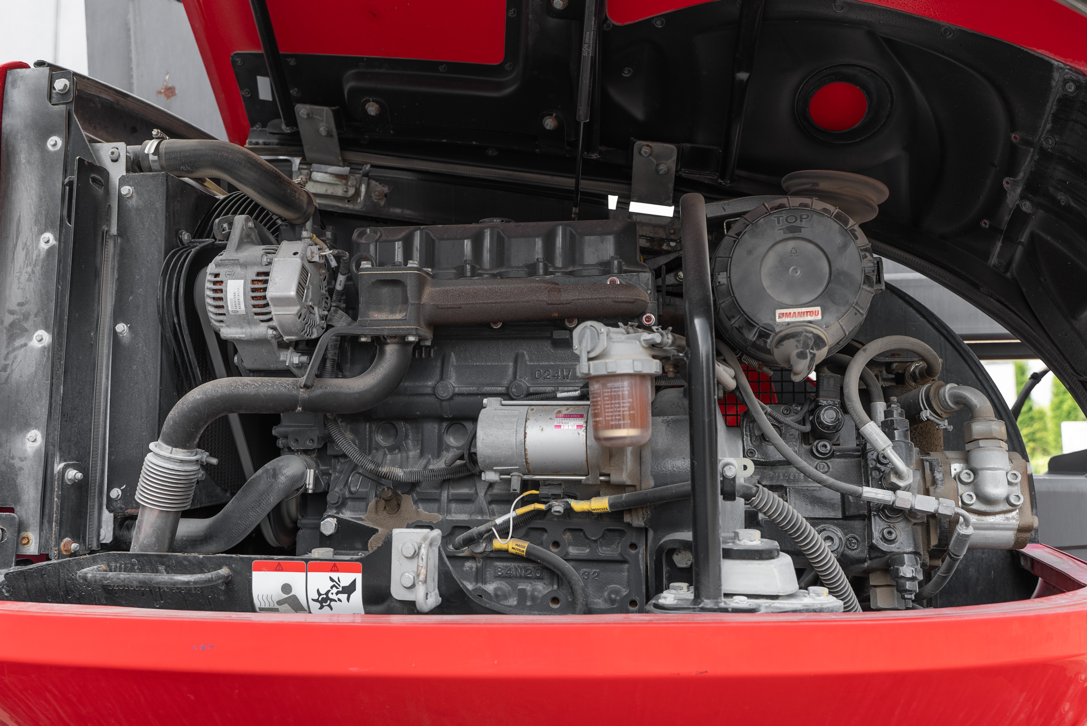 ATJ 200 RC - Engine
