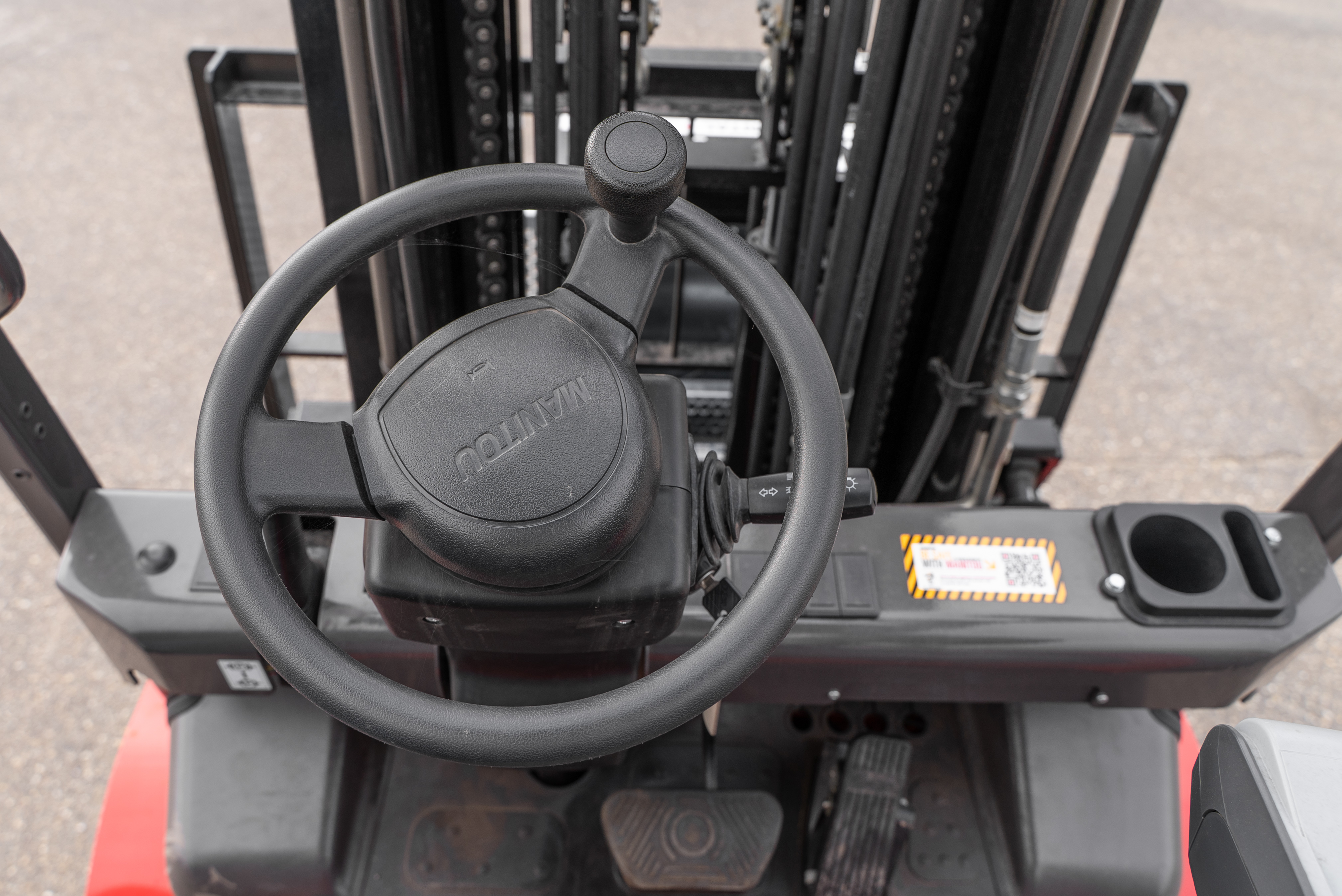 ME 430 80V S3 - Interior front