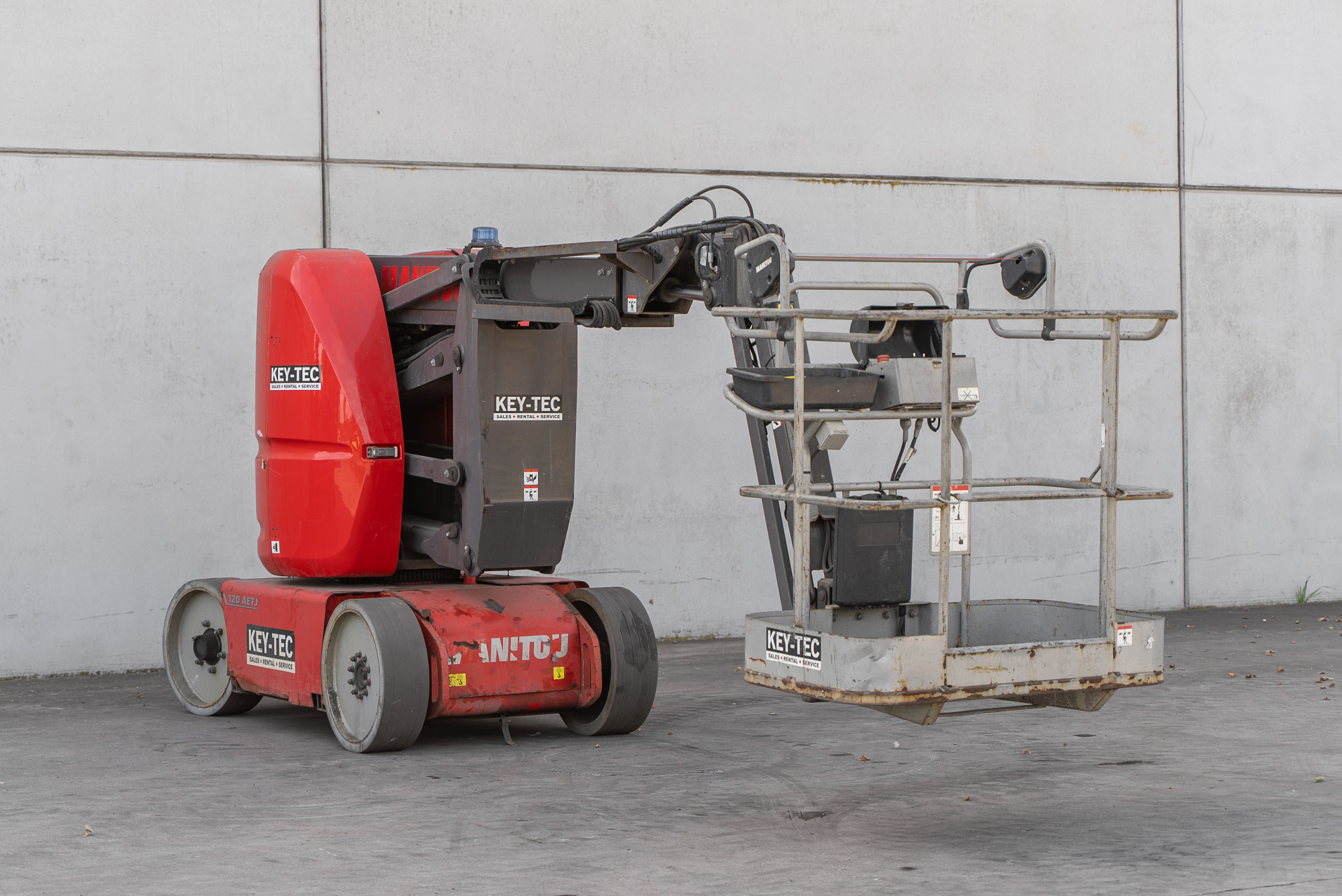 AETJ 120 COMPACT 2 3D - Front right