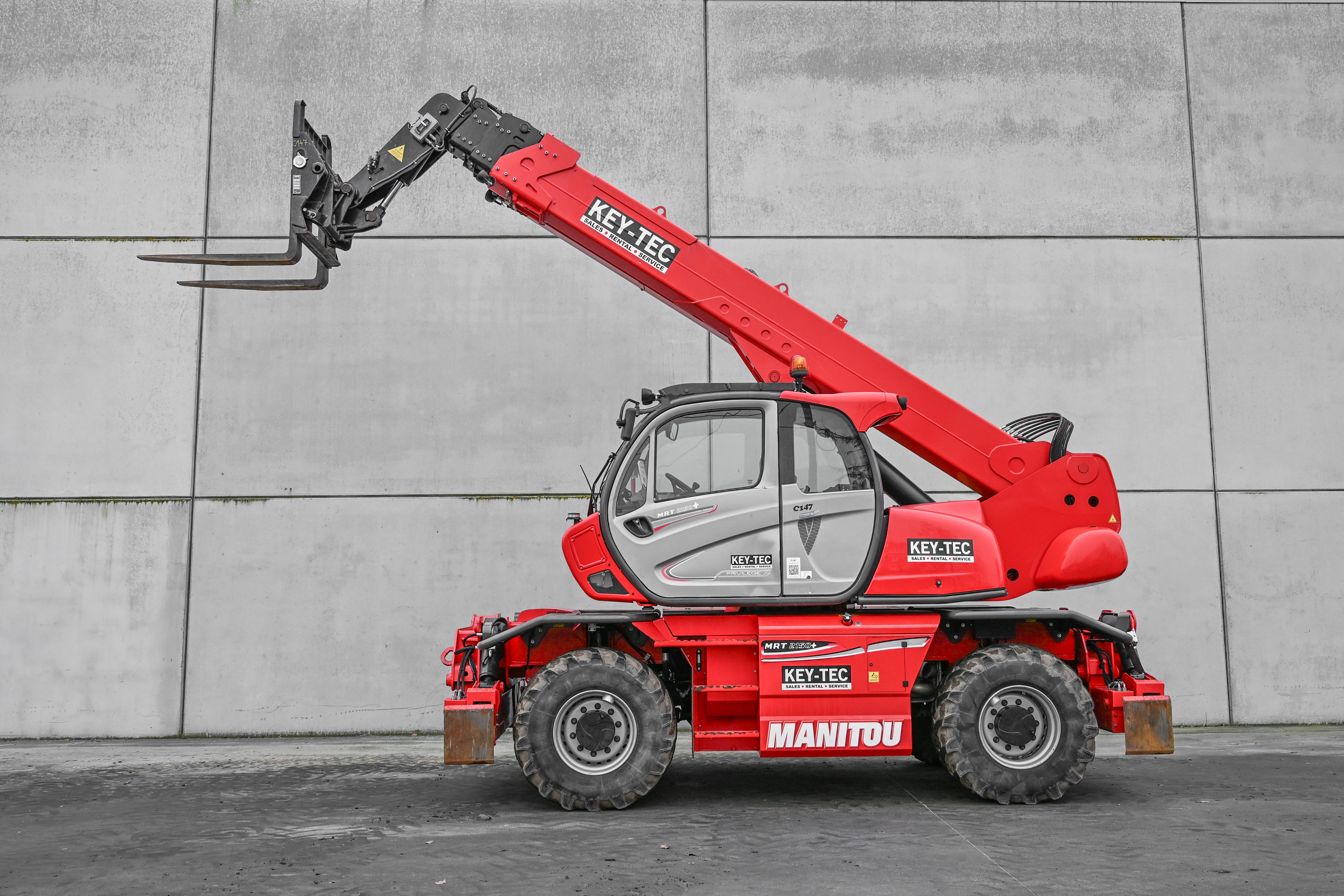 Manitou - Télescopiques - MRT 2150 PRIV+ ST4 S2 - Vue latérale