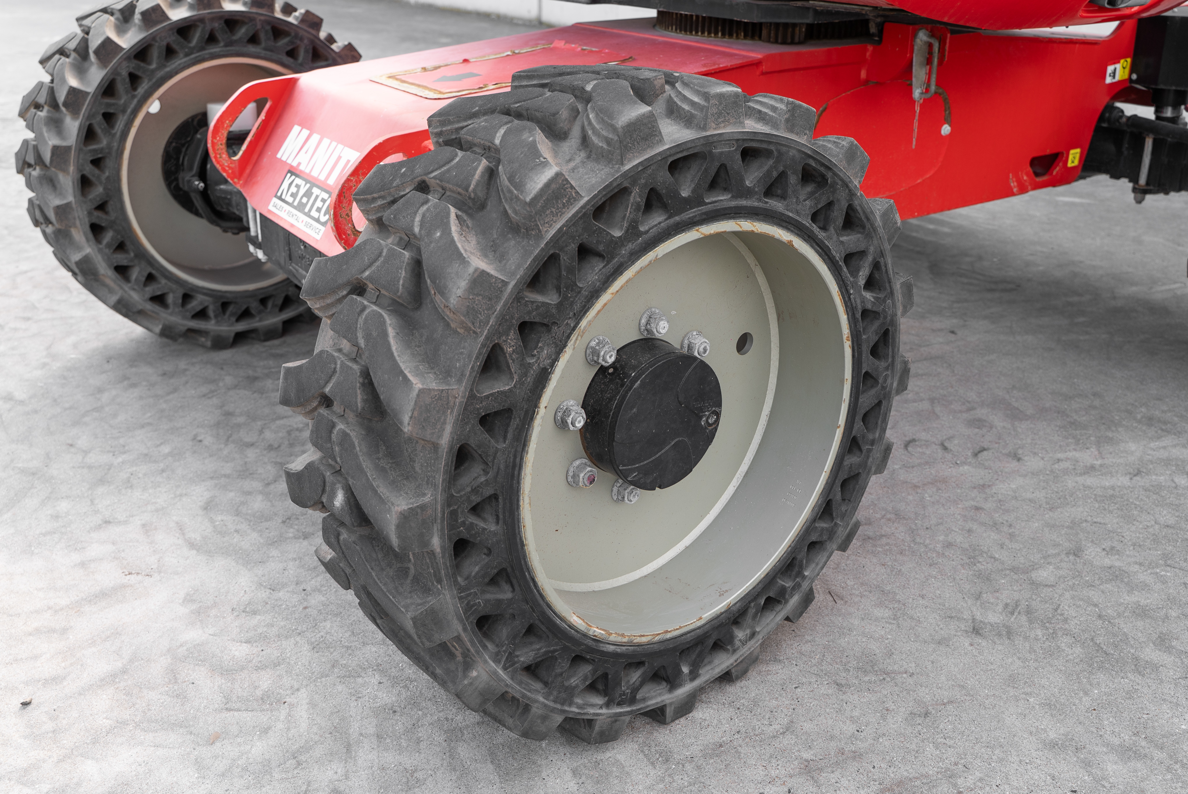 ATJ 200 RC - Chassis / Wheel