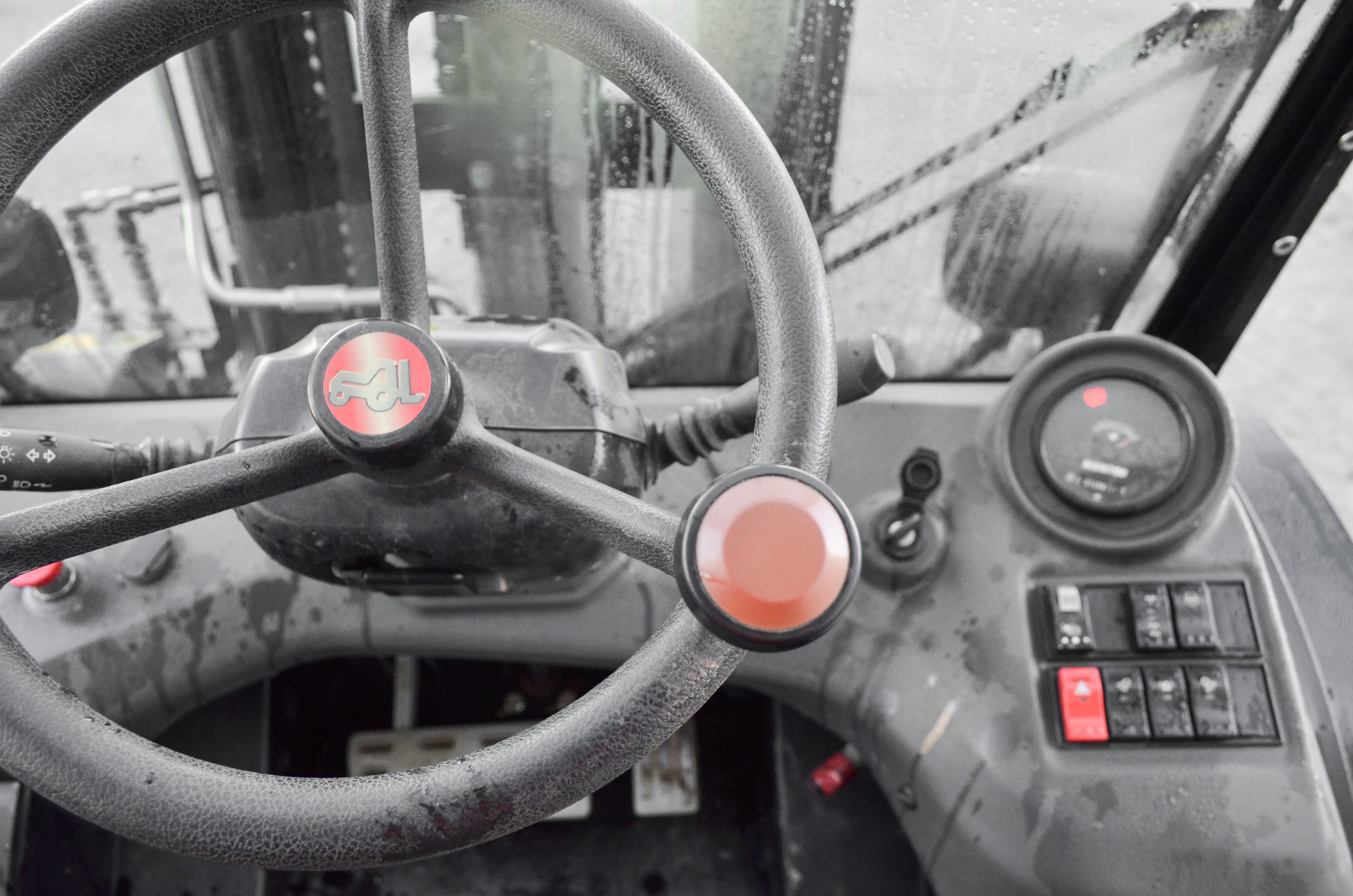 MC 30-4 D K ST3A S1 - Interior front