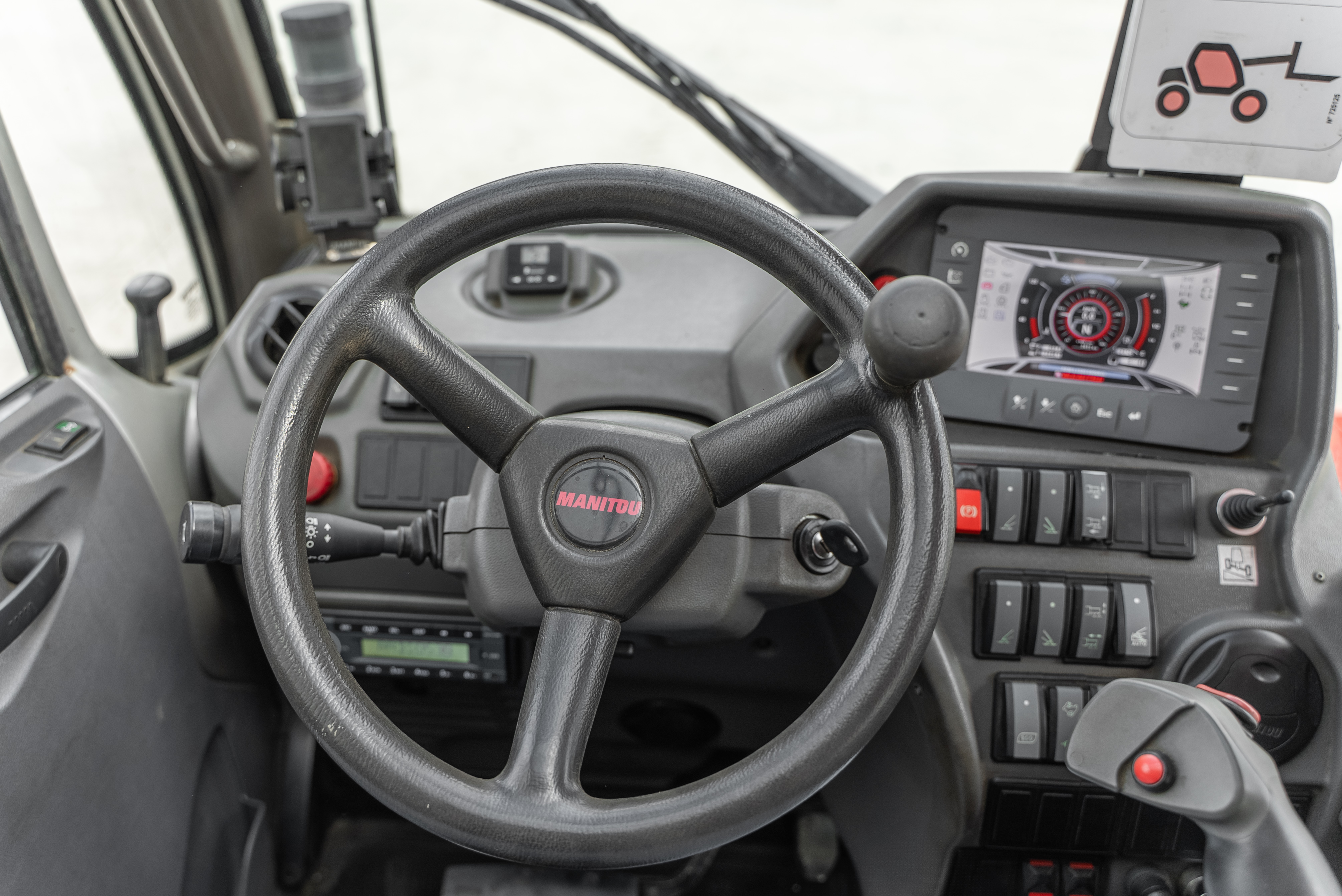 MRT 2150 PRIV+ ST4 S2 - Interior front