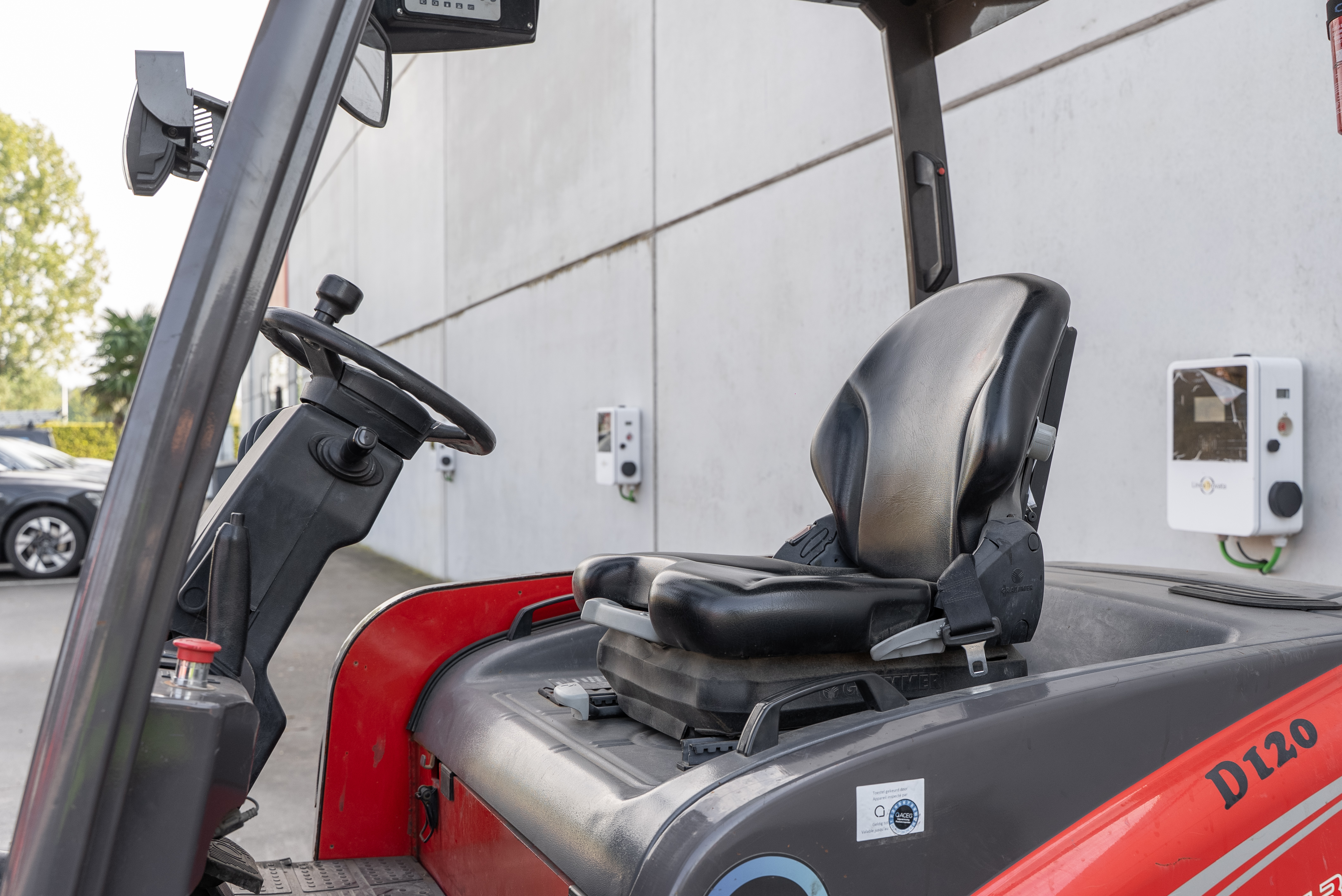 Manitou - Forklifts - ME 430 80V S3 - Interior back