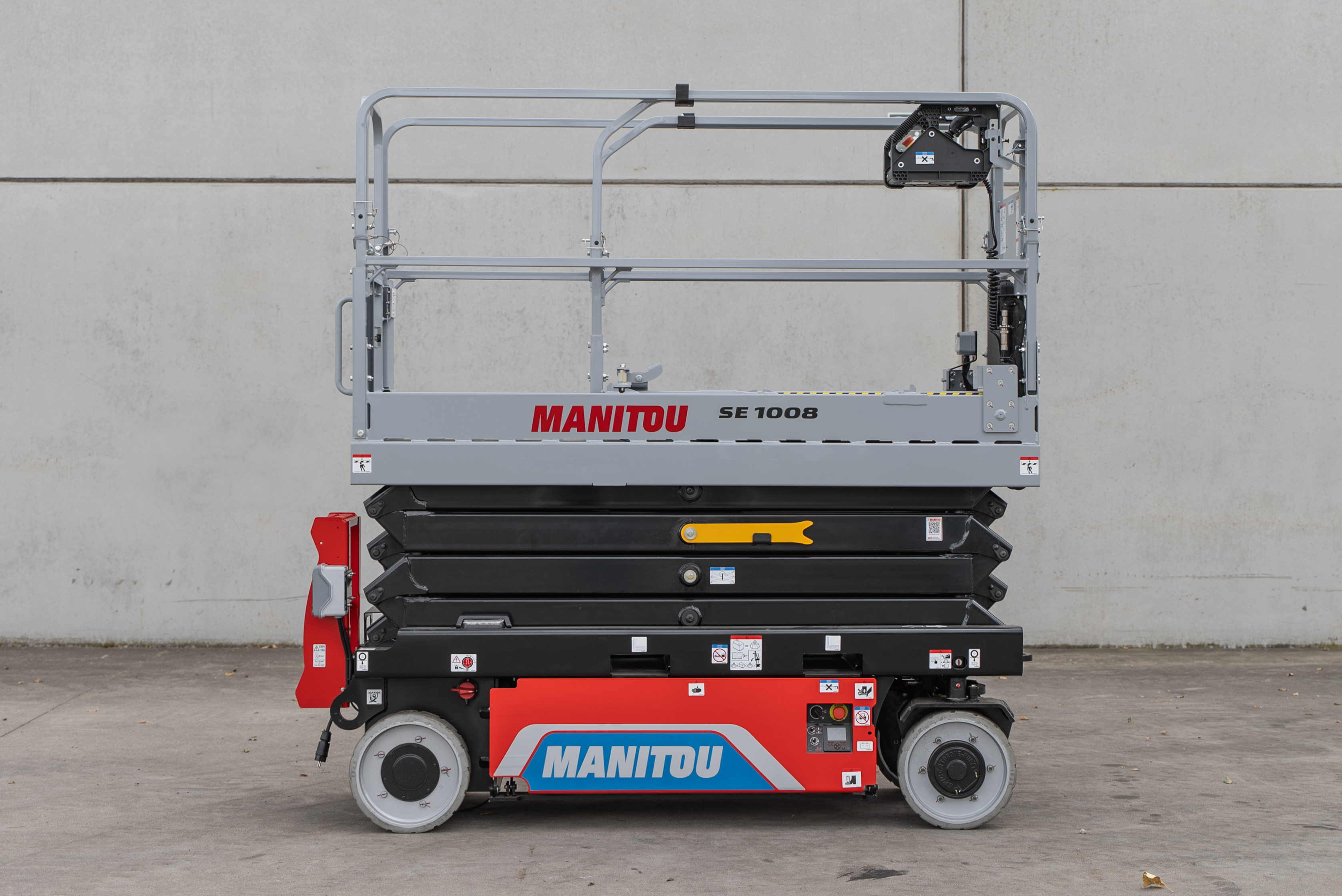SE 1008 24V S1 - Side