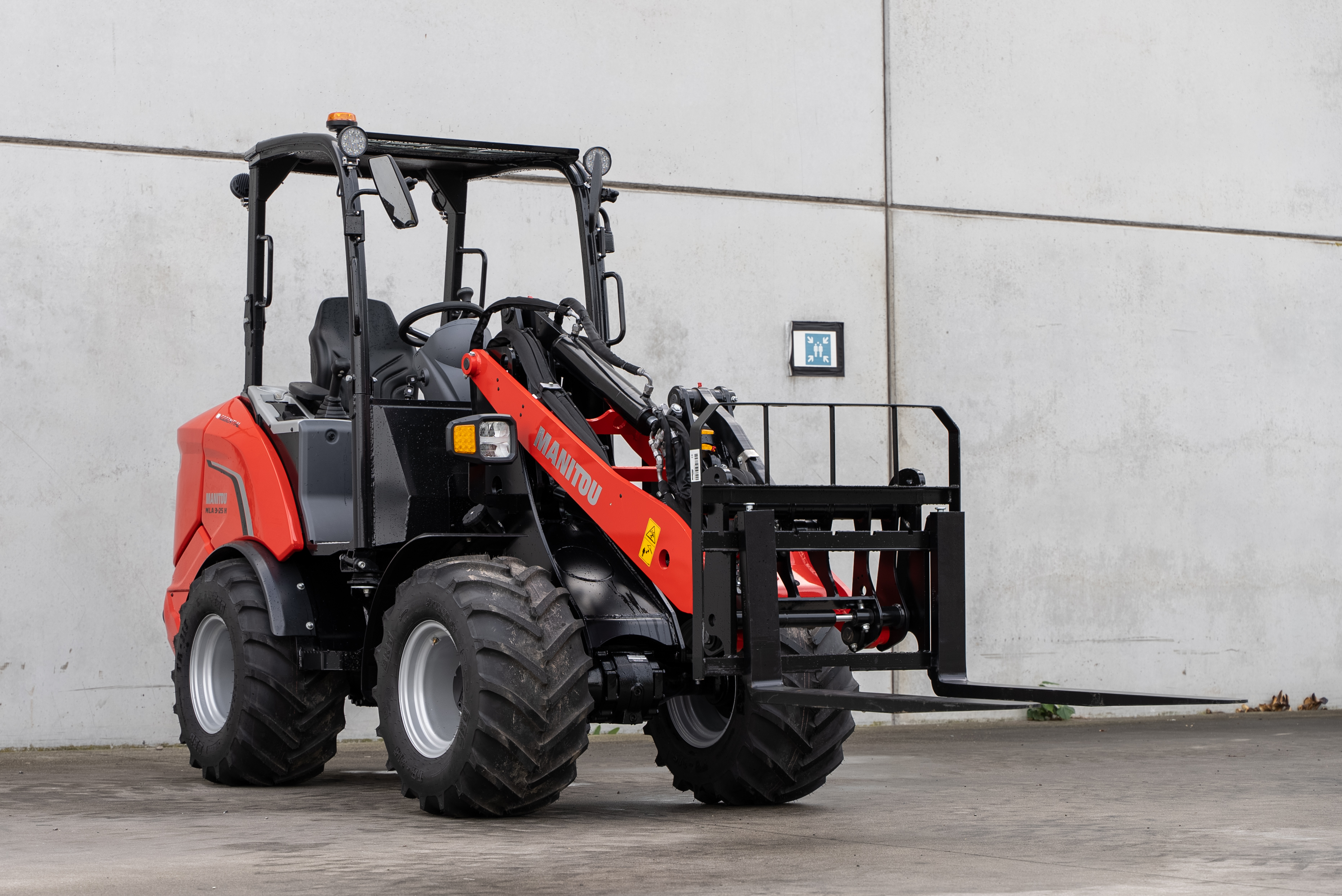Manitou - Wheelloaders - MLA 3-25 H P ST5 S1 - frontright