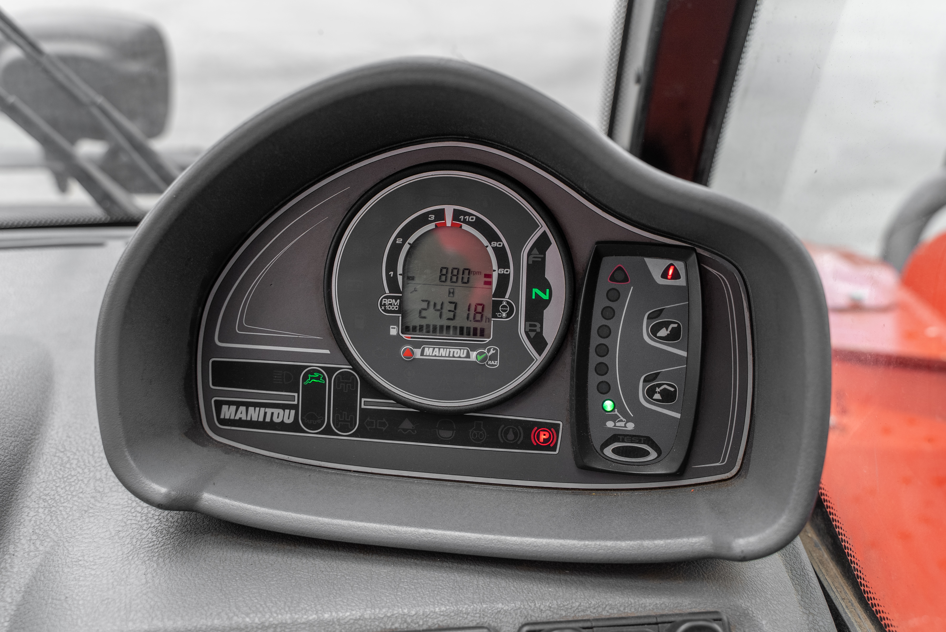 MT 625 H COMFORT 75K ST5 S1 - Hours / Display