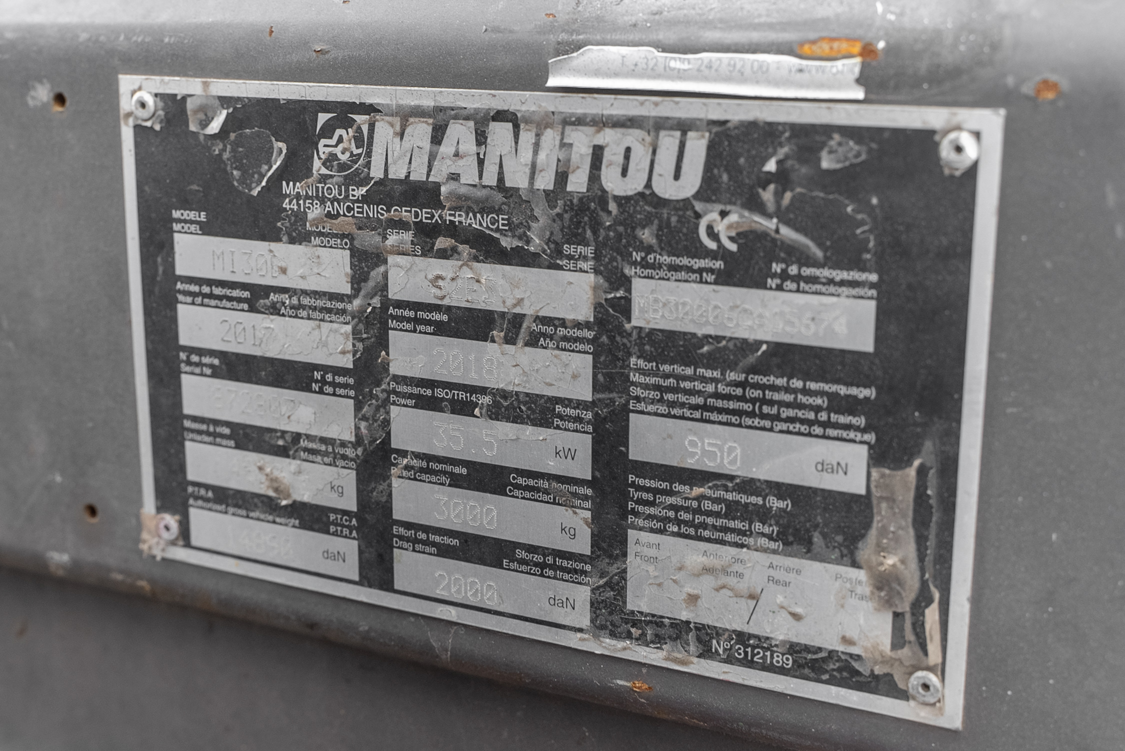 Manitou - Heftrucks - MI 30 D S2 E3 - Typeplaat