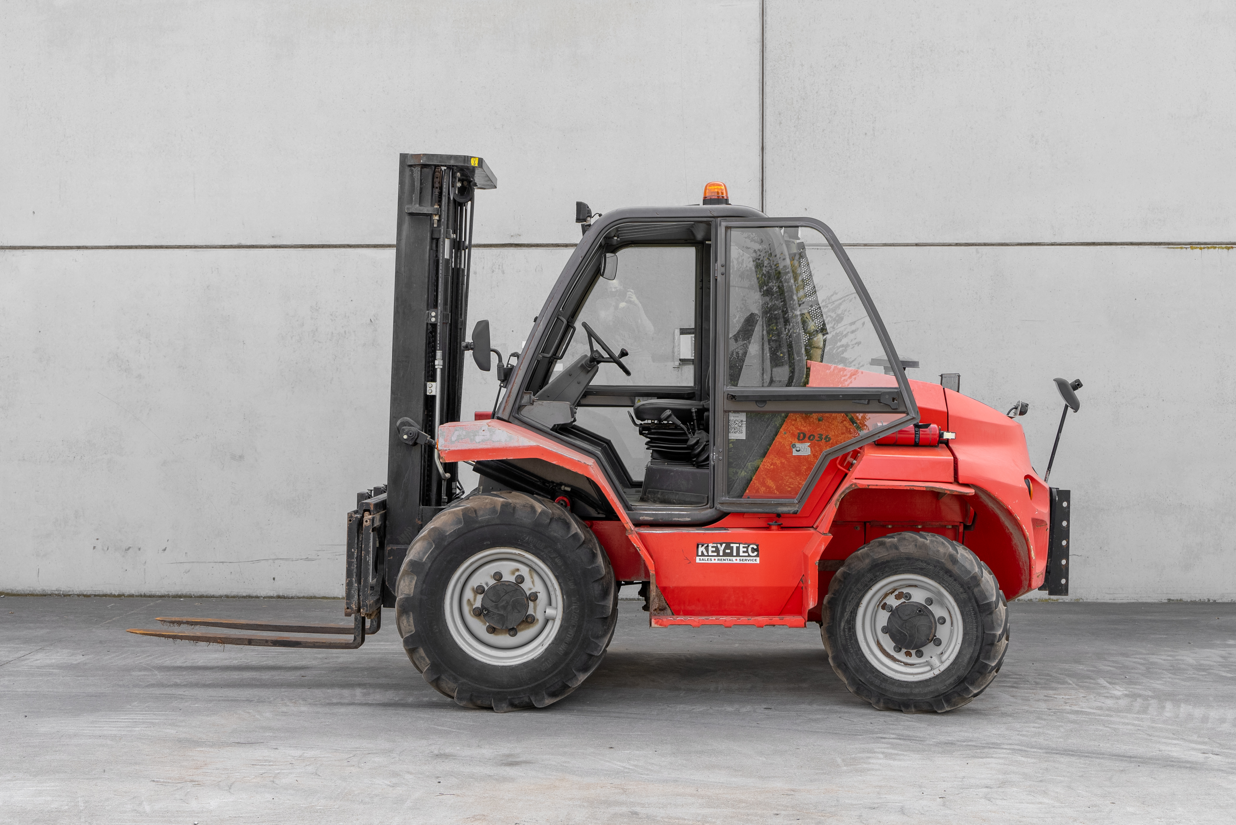 Manitou - Heftrucks - M 30-4 ST3B - Zijaanzicht