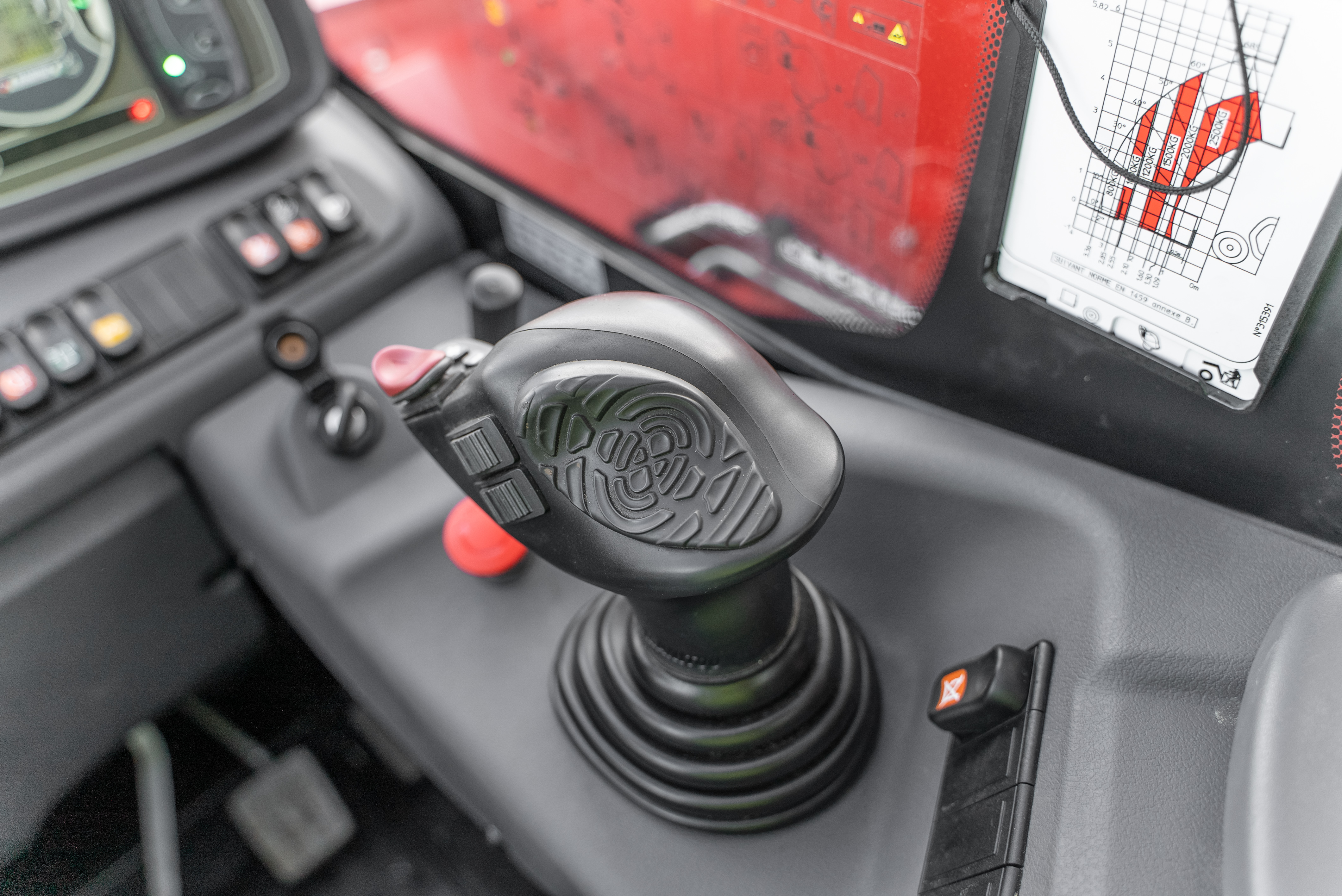 Manitou - Télescopiques - MT 625 H COMFORT 75K ST5 S1 - Image produit