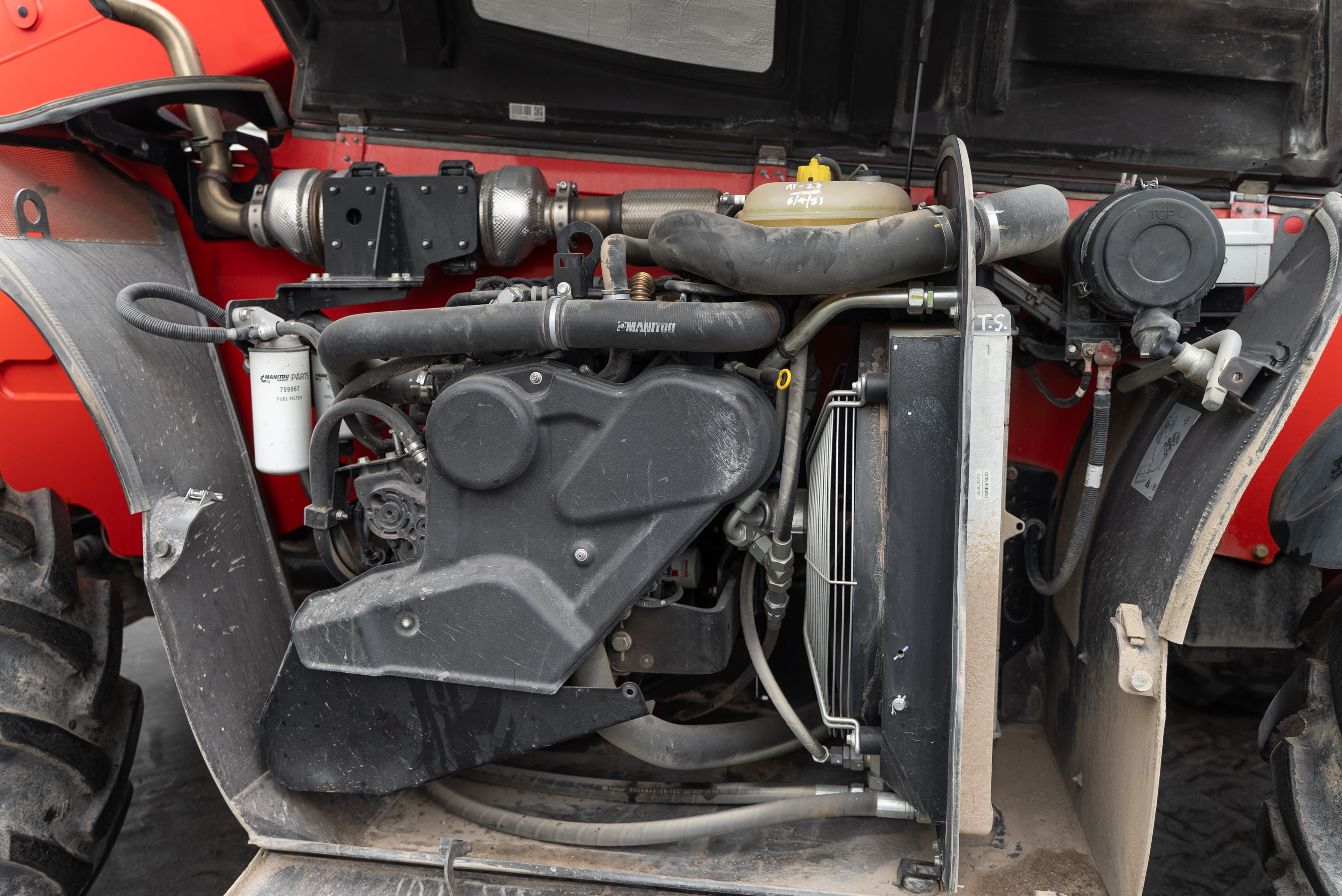 MT 1440 EASY 75D ST3B S1 - Engine
