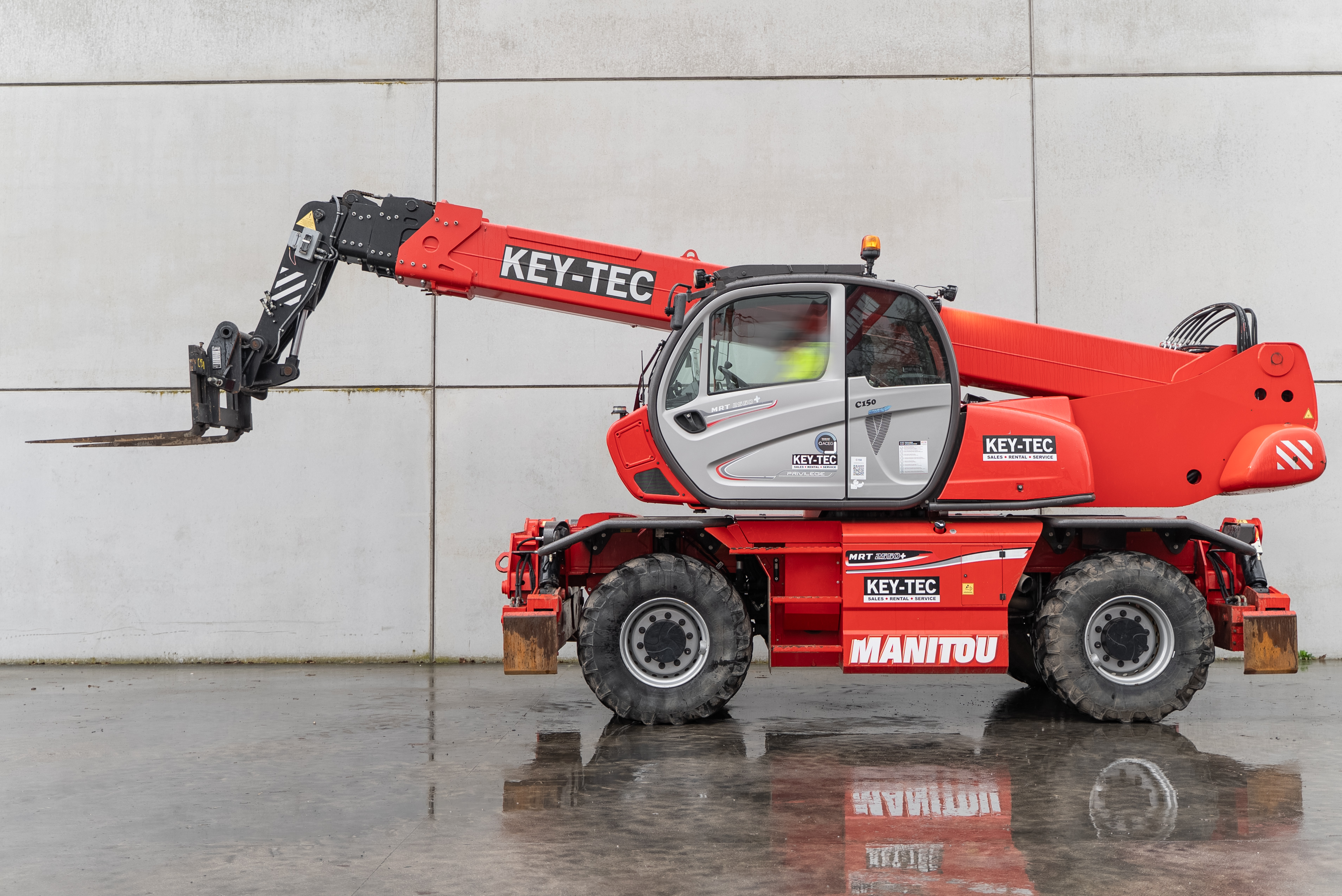 Manitou - Telehandlers - MRT 2550 PRIV+ ST4 S2 - Side