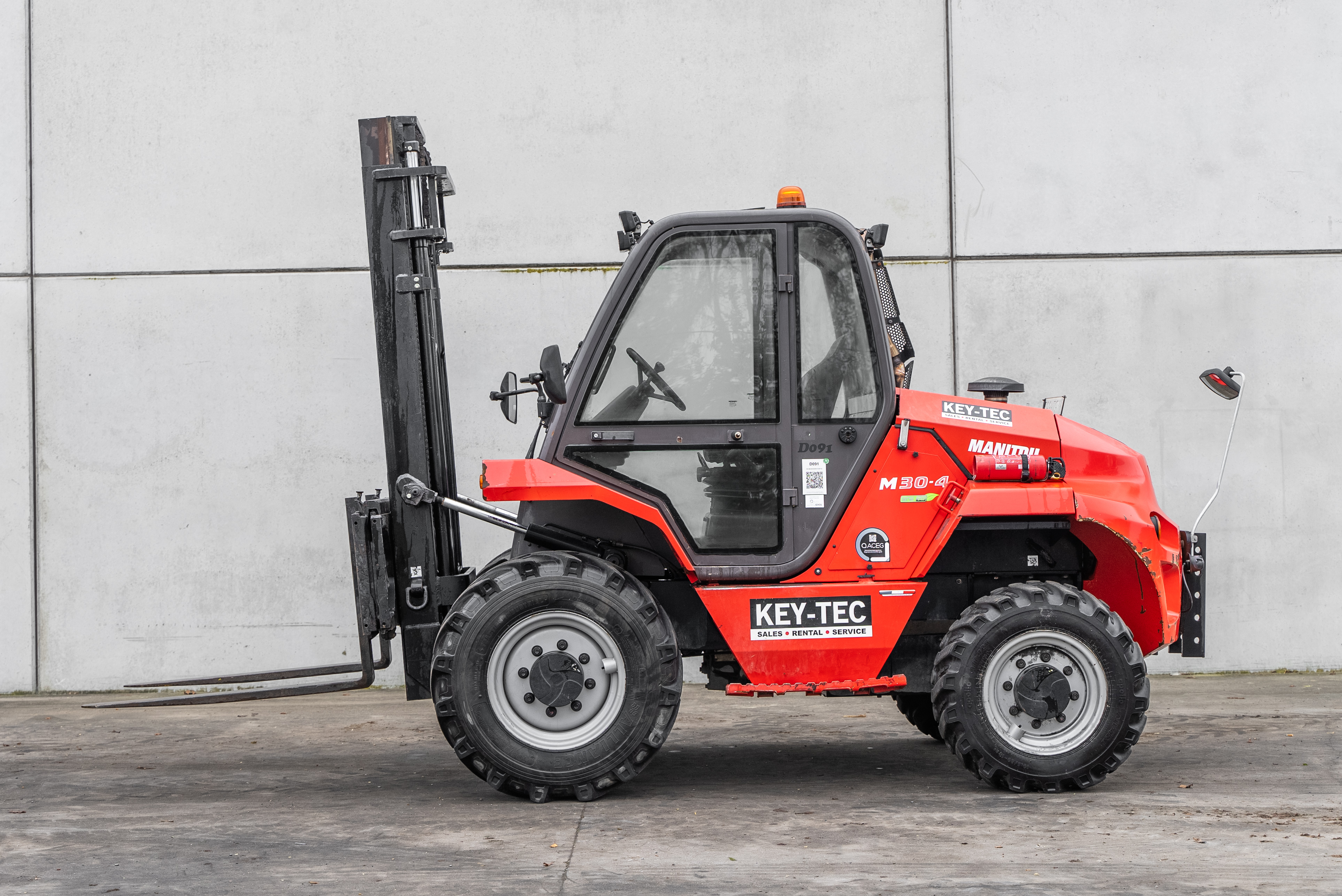 Manitou - Heftrucks - M 30-4 P ST3B S4 - Zijaanzicht