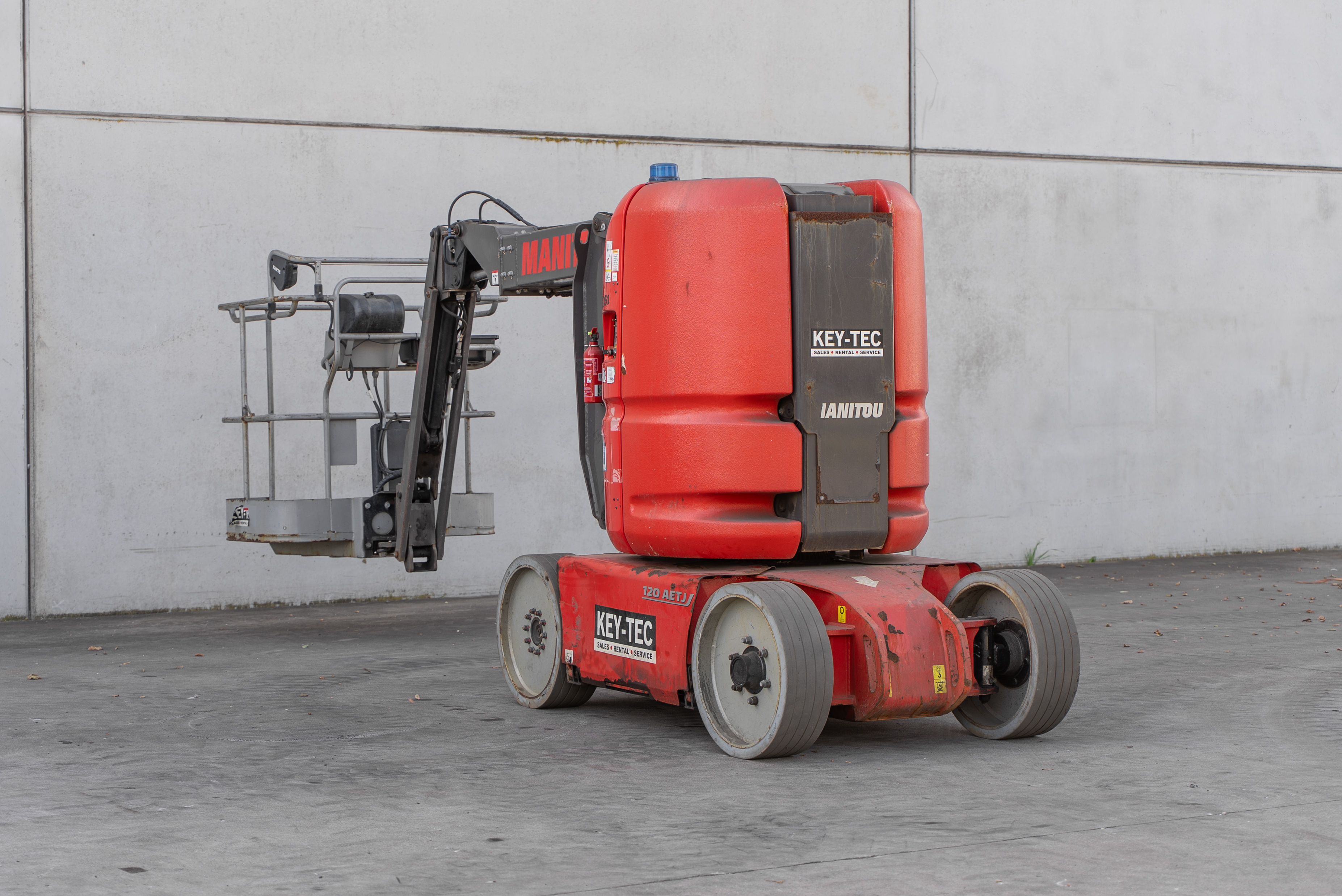 AETJ 120 COMPACT 2 3D - Back left
