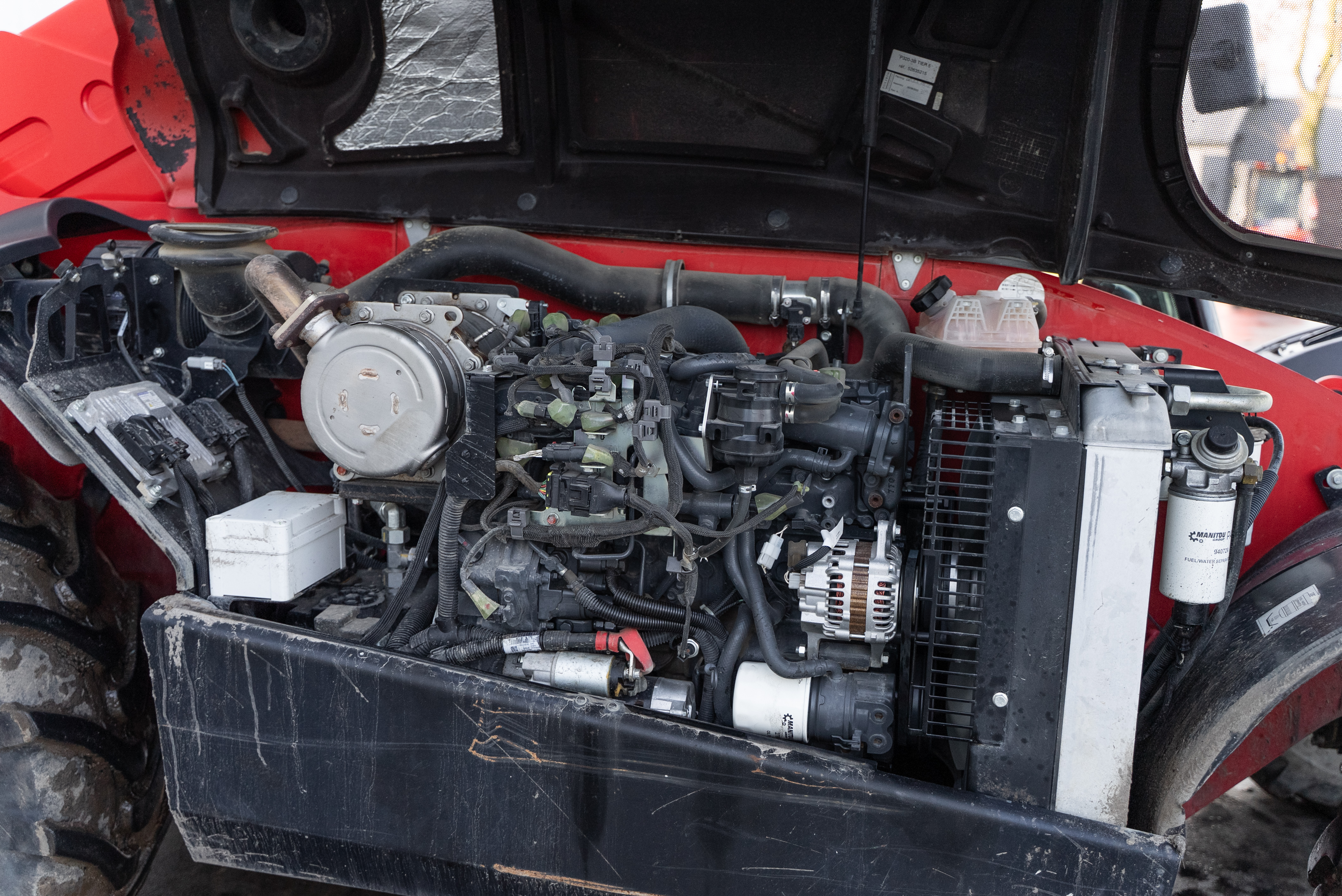 MT 930 H 75K ST5 S1 - Engine