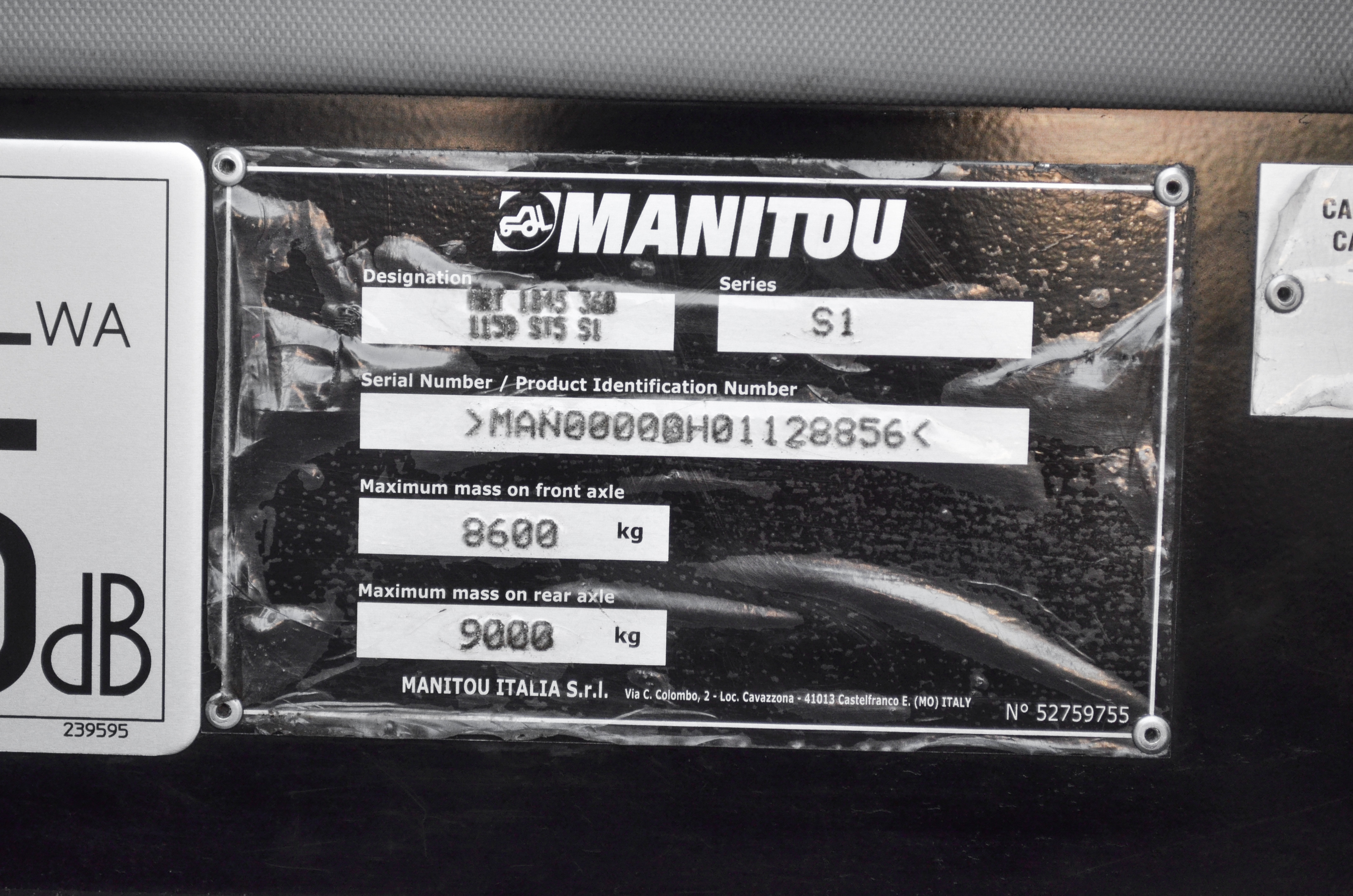 MRT 1845 360 115D ST5 S1 - Identification plate