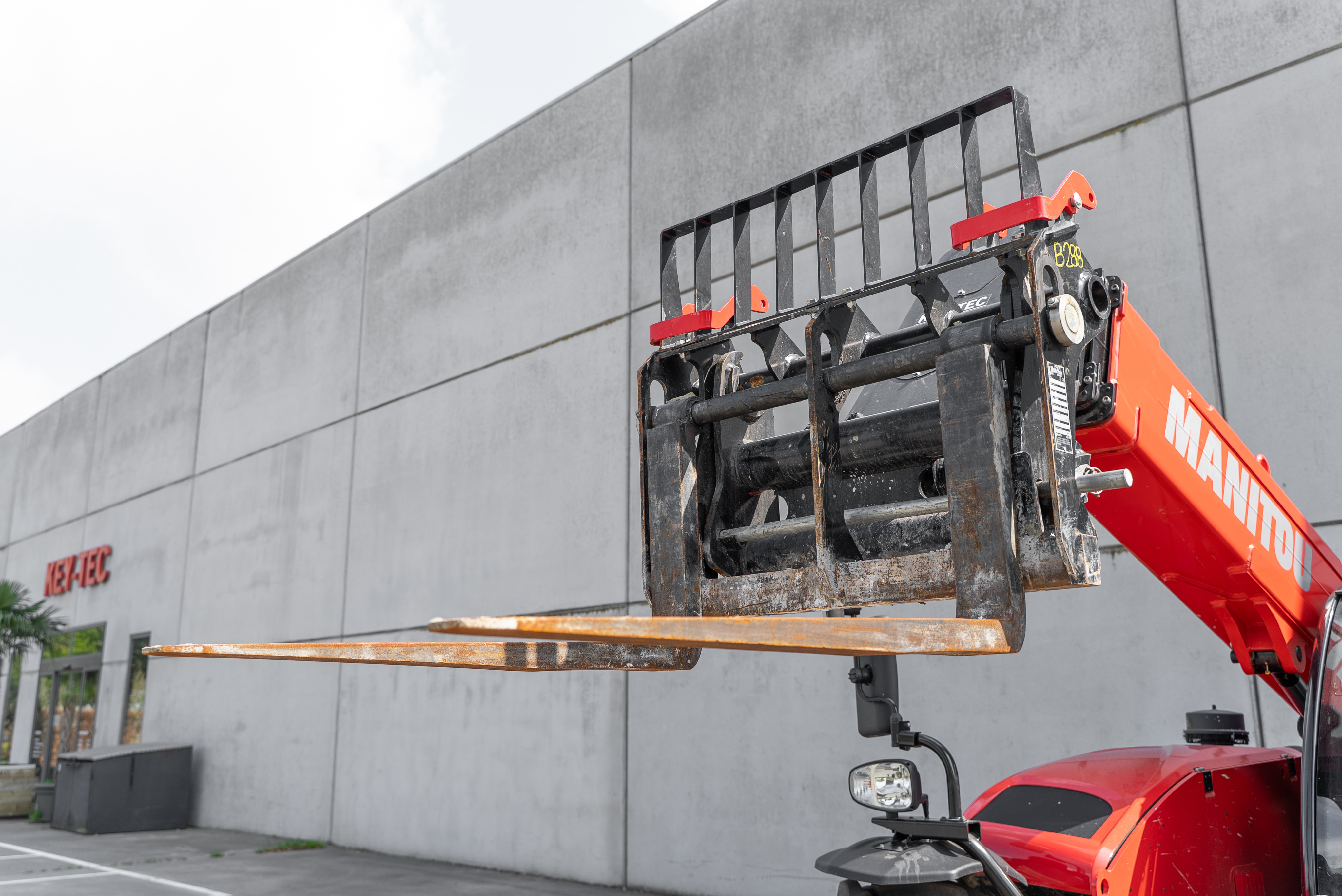 Manitou - Telehandlers - MT 930 H 75K ST5 S1 - Product image