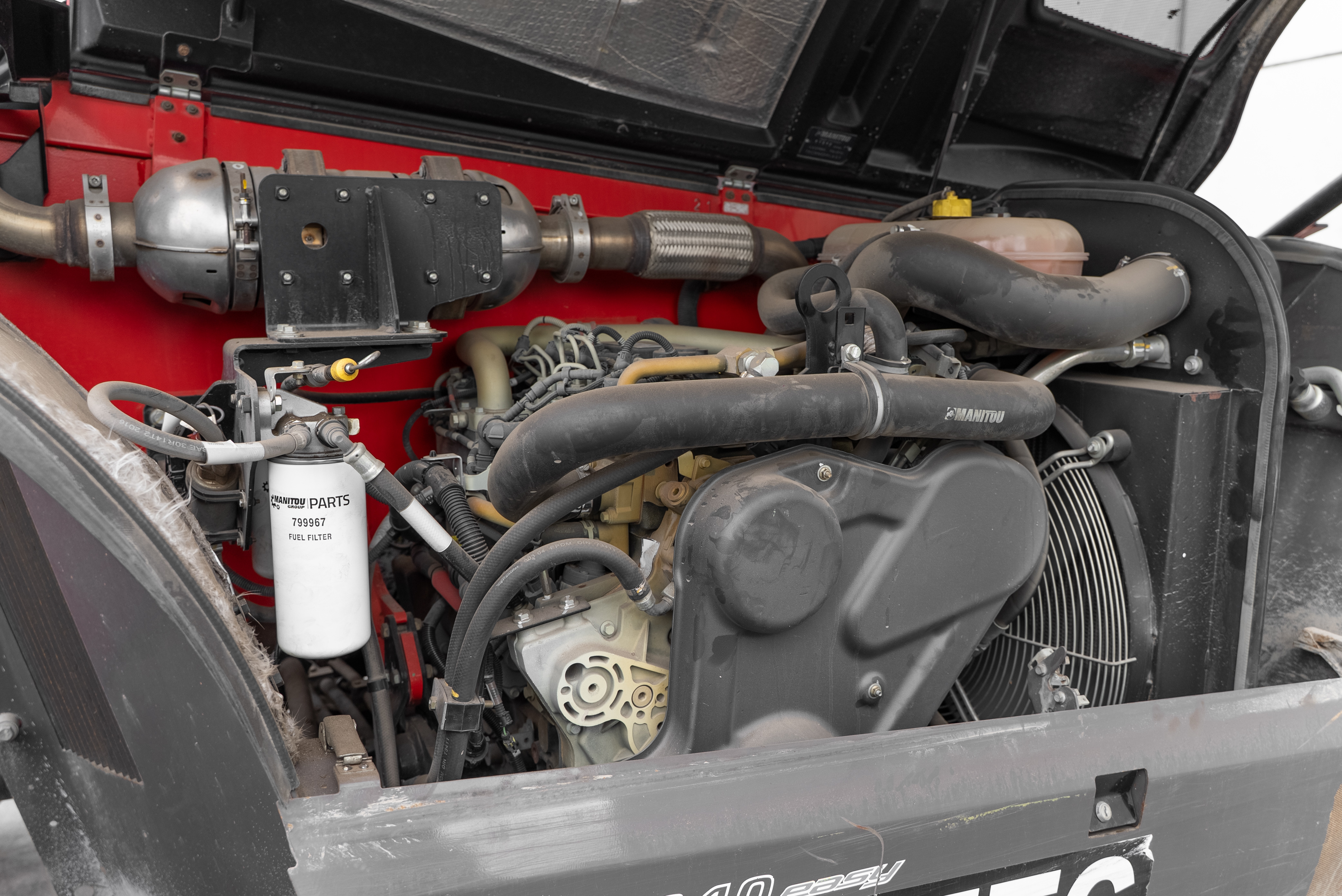 MT 1840 EASY 75D ST3B S1 - Engine
