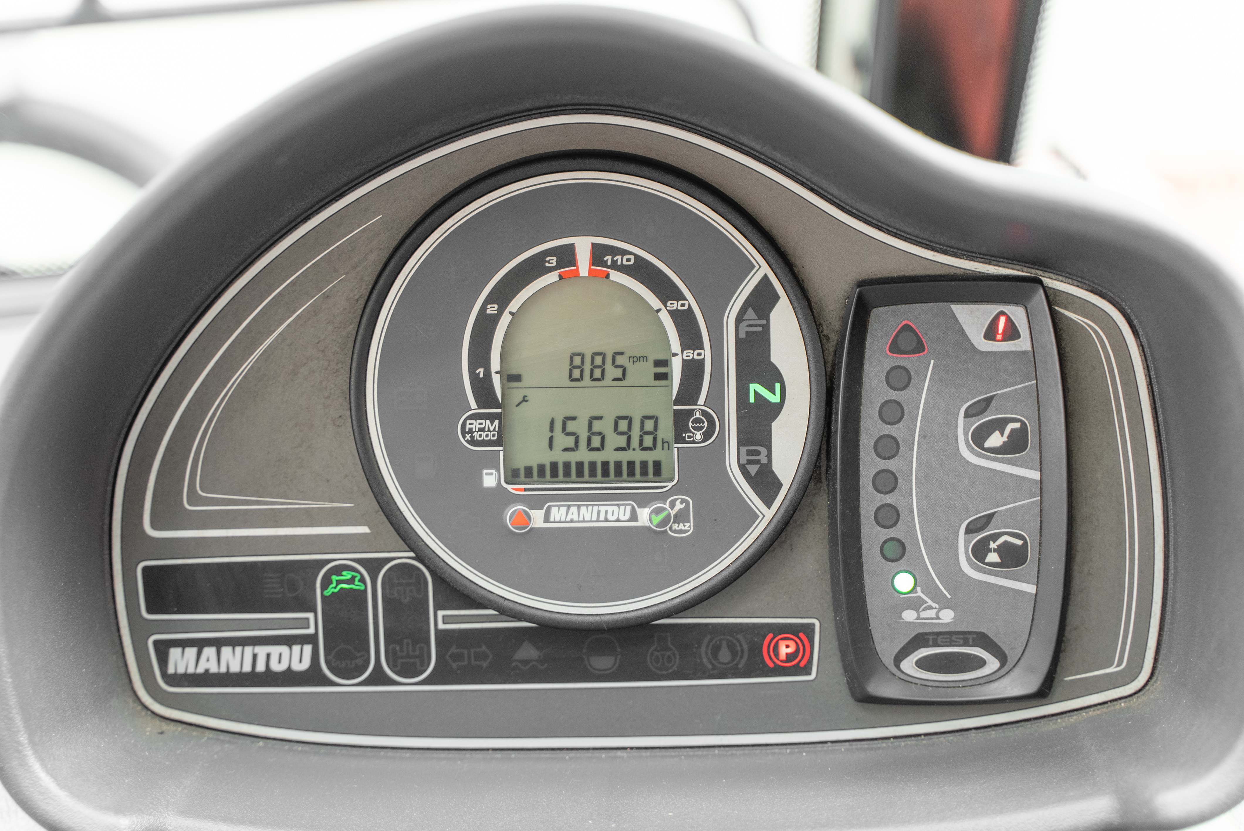 MT 625 H COMFORT 75K ST5 S1 - Hours / Display