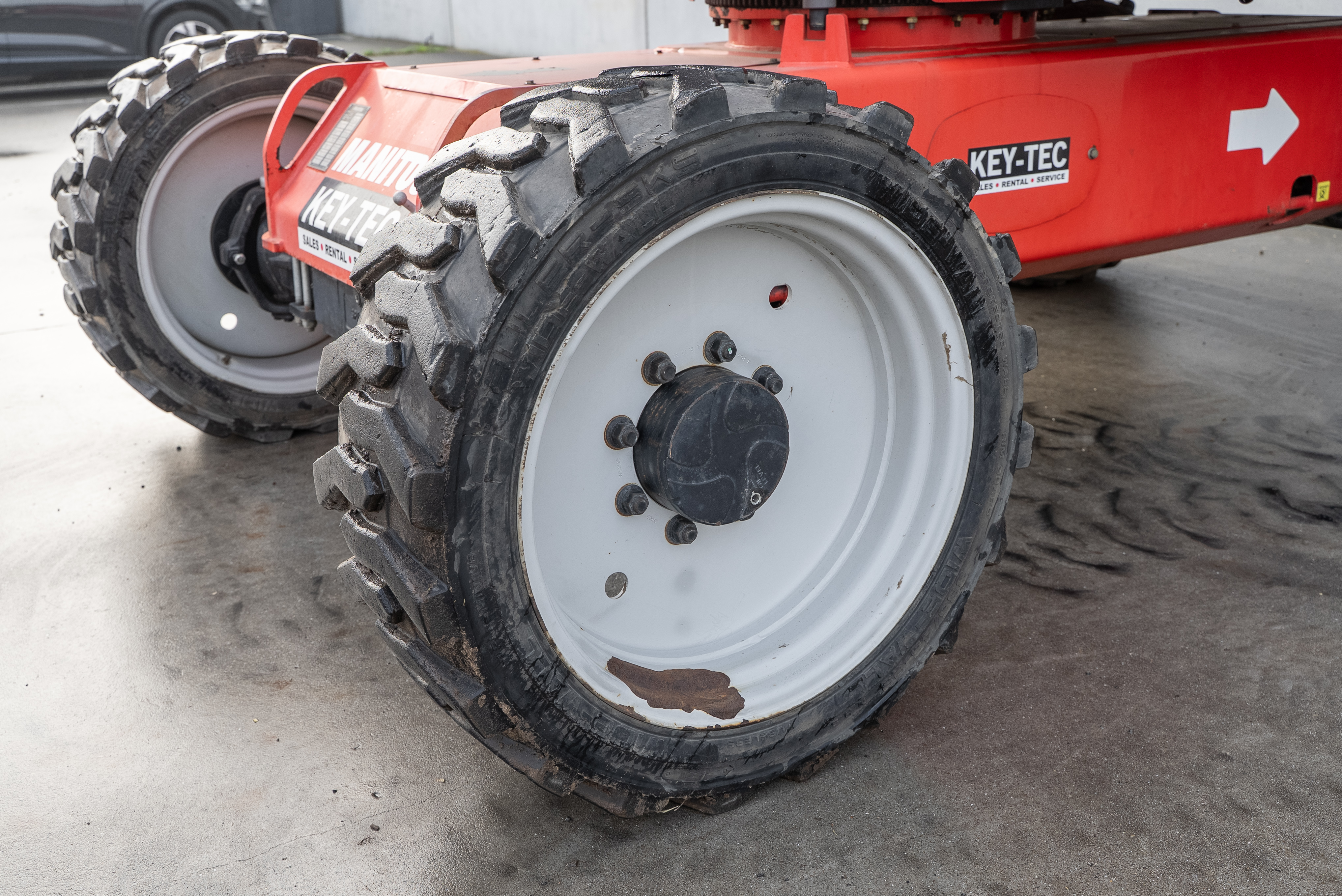 Manitou - Aerial platforms - TJ 280 - Chassis / Wheel