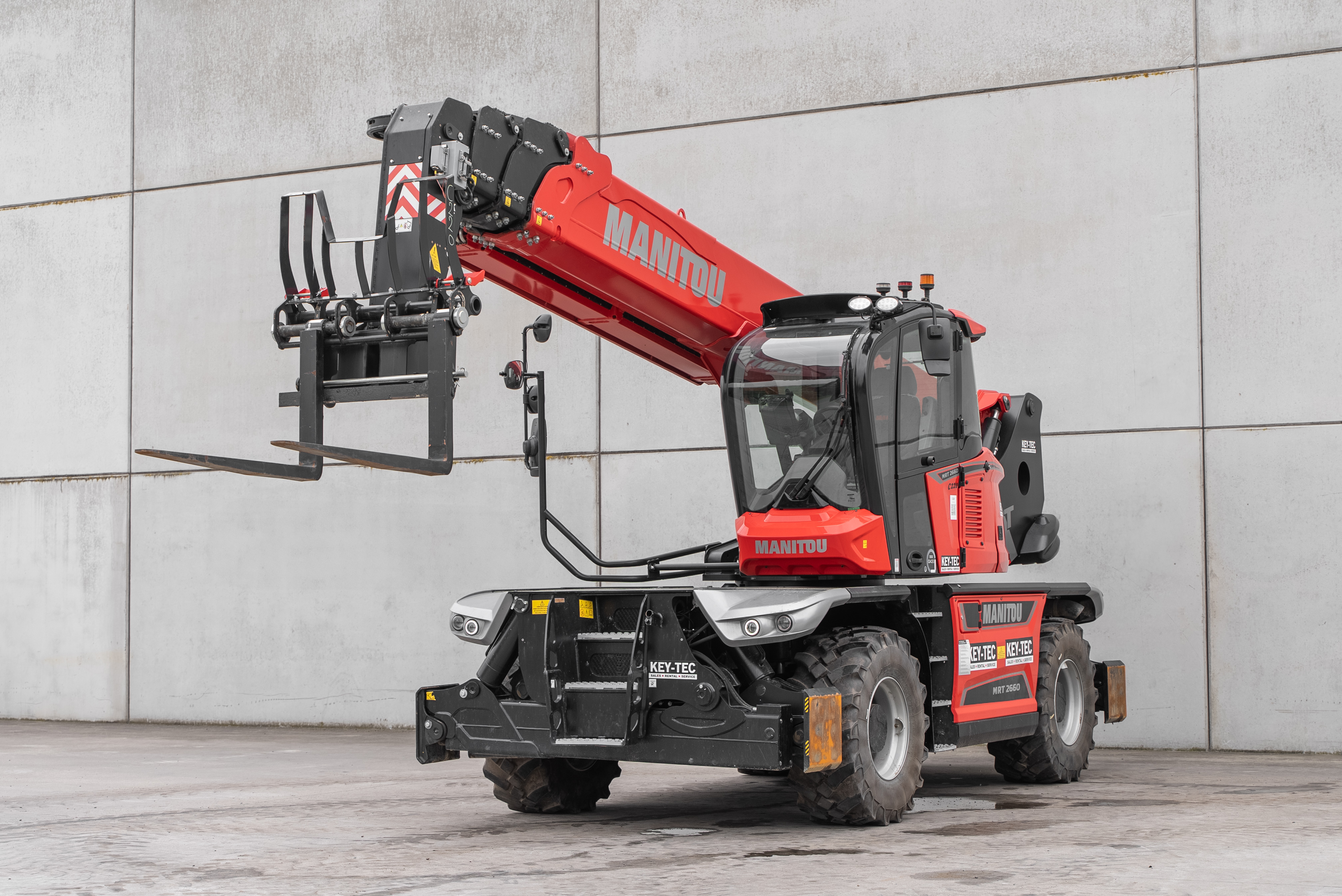 Manitou - Telehandlers - MRT 2660 360 160Y ST5 S1 - Front left