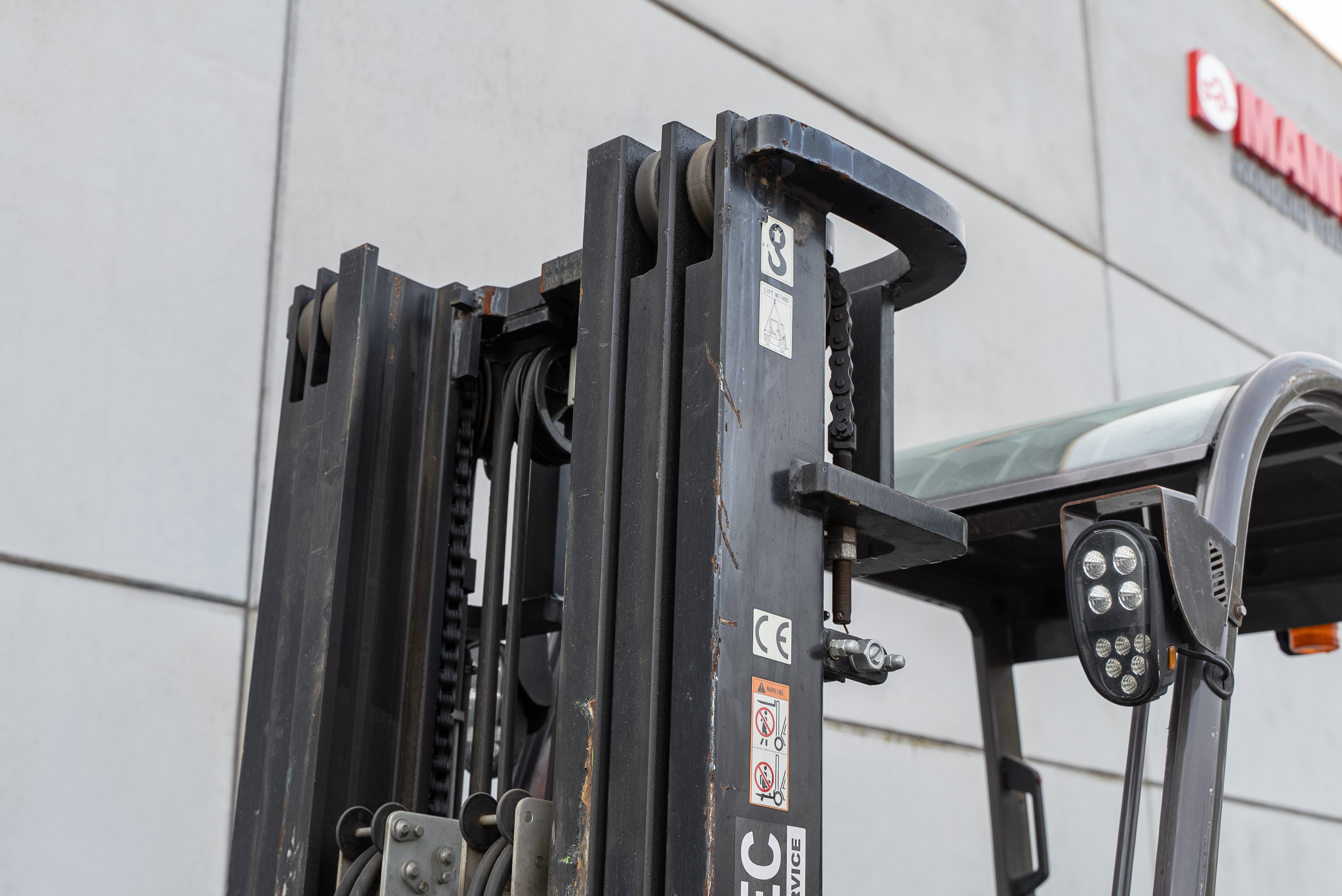 Manitou - Forklifts - ME 430 80V S3 - Product image