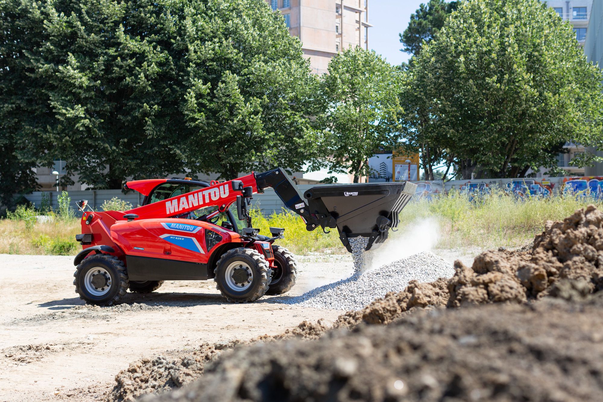 Manitou - Telehandlers - MT 625 E 100V S2 - Application