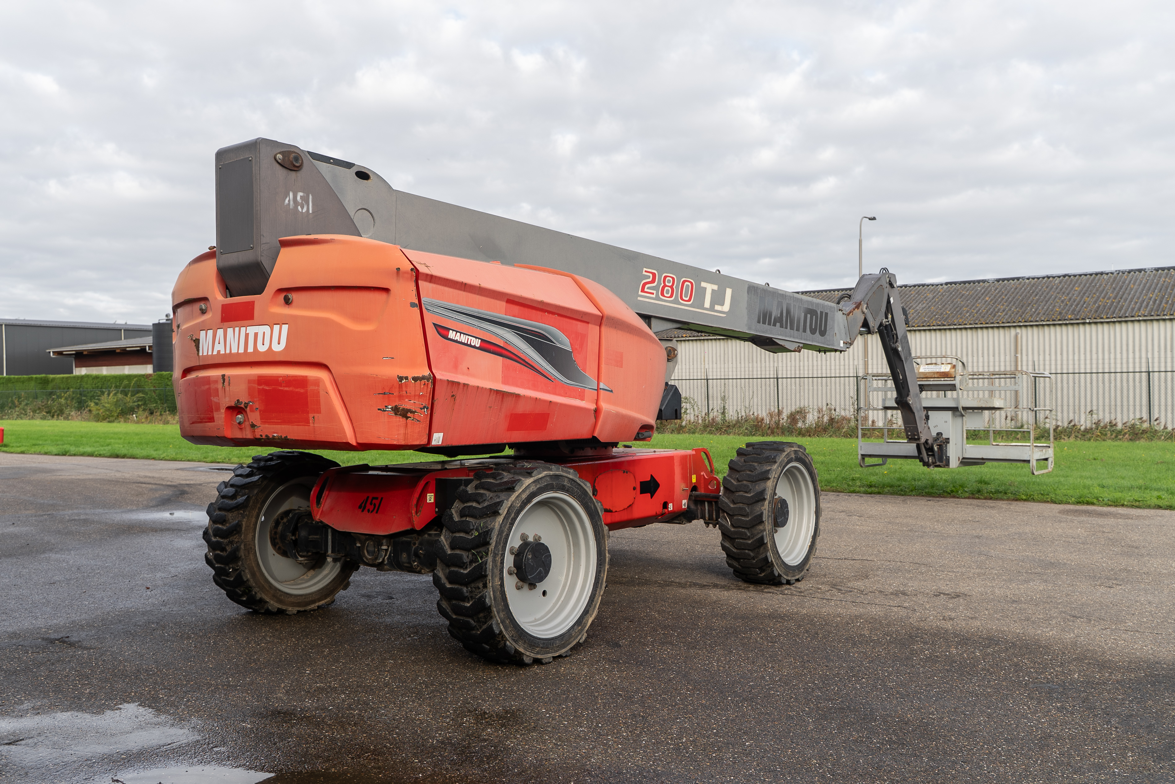 Manitou - Nacelles élévatrices - TJ 280 - Arrière droite