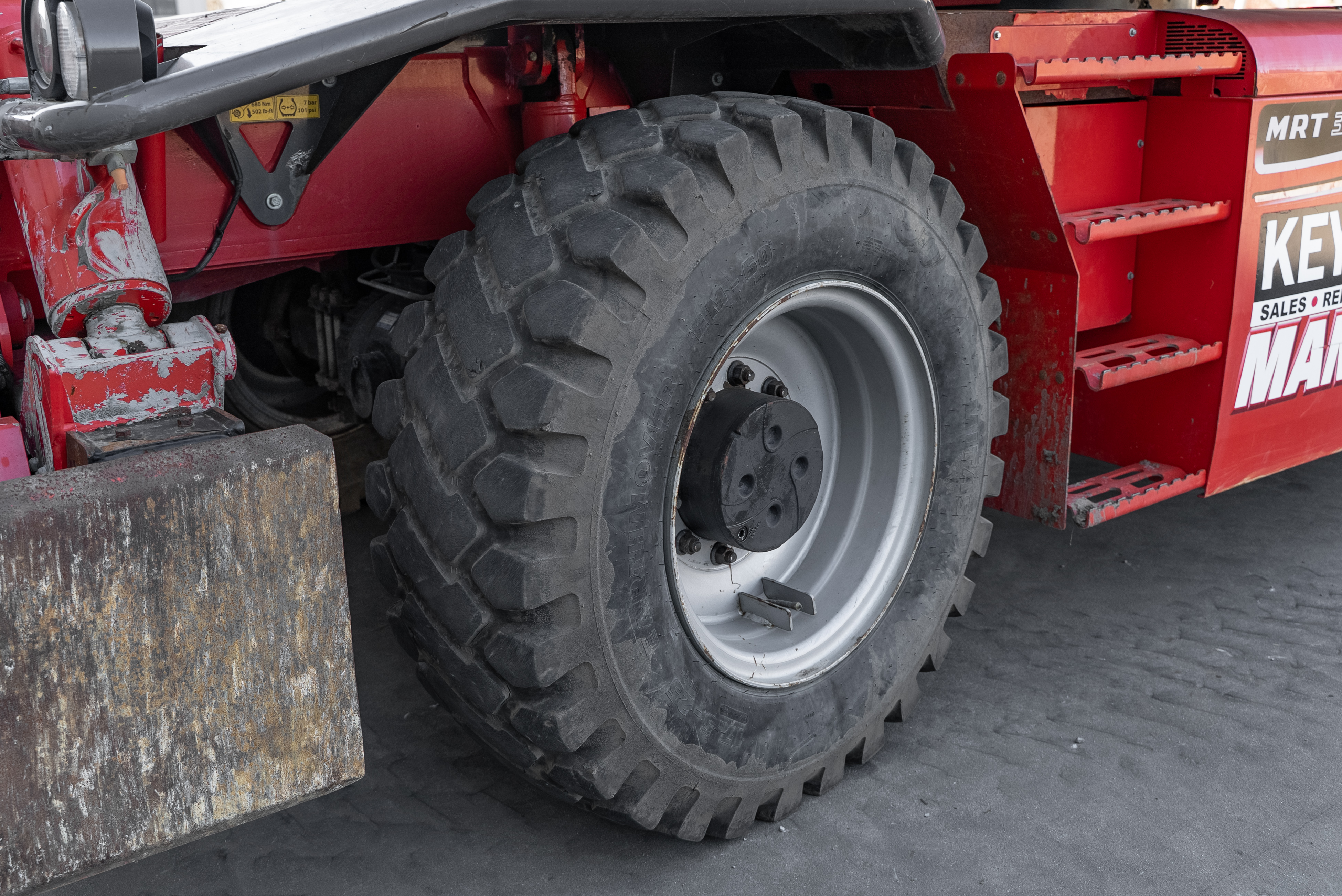 MRT 3255 PRIV+ ST4 - Chassis / Wheel