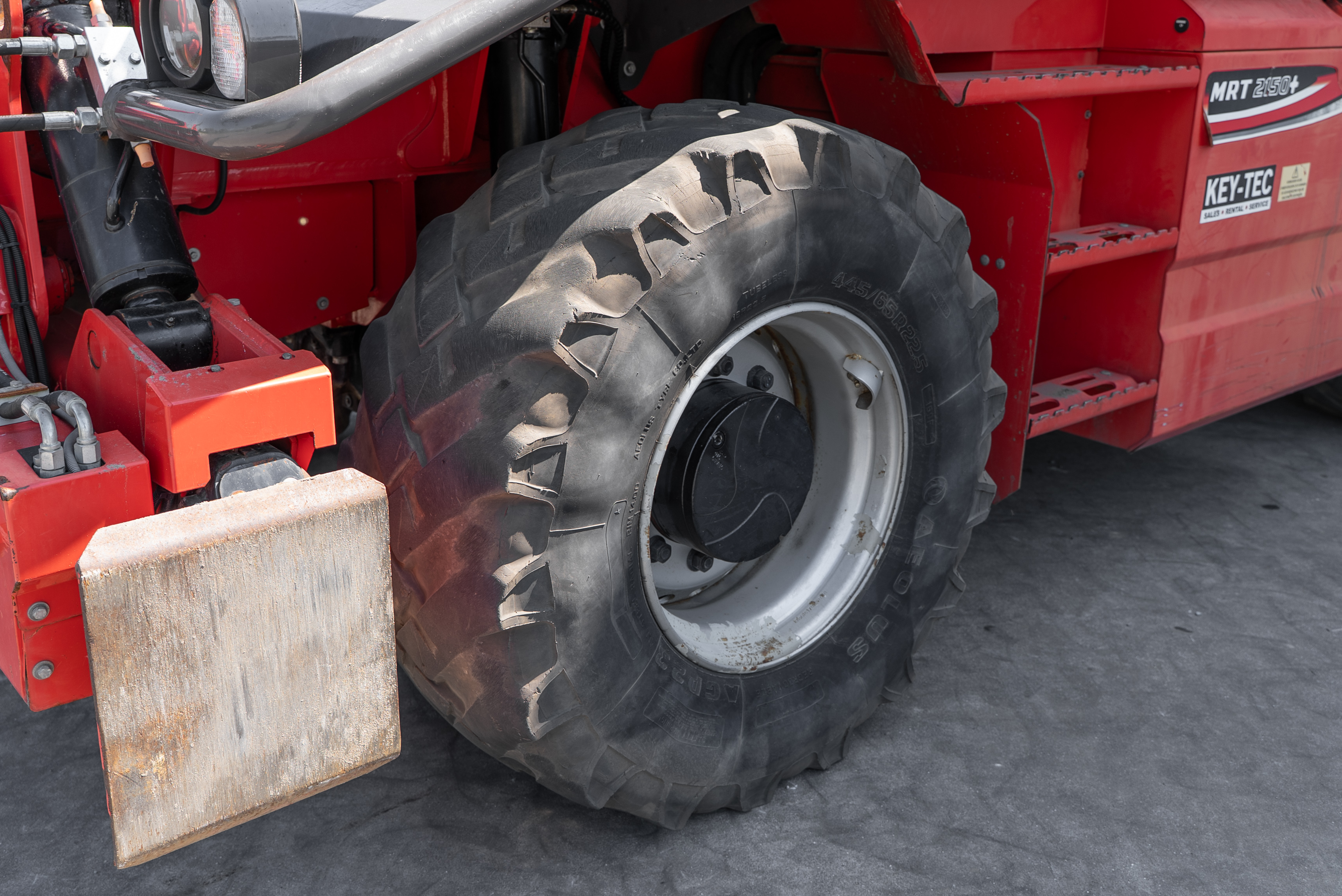 MRT 2150 PRIV+ ST4 S2 - Chassis / Wheel