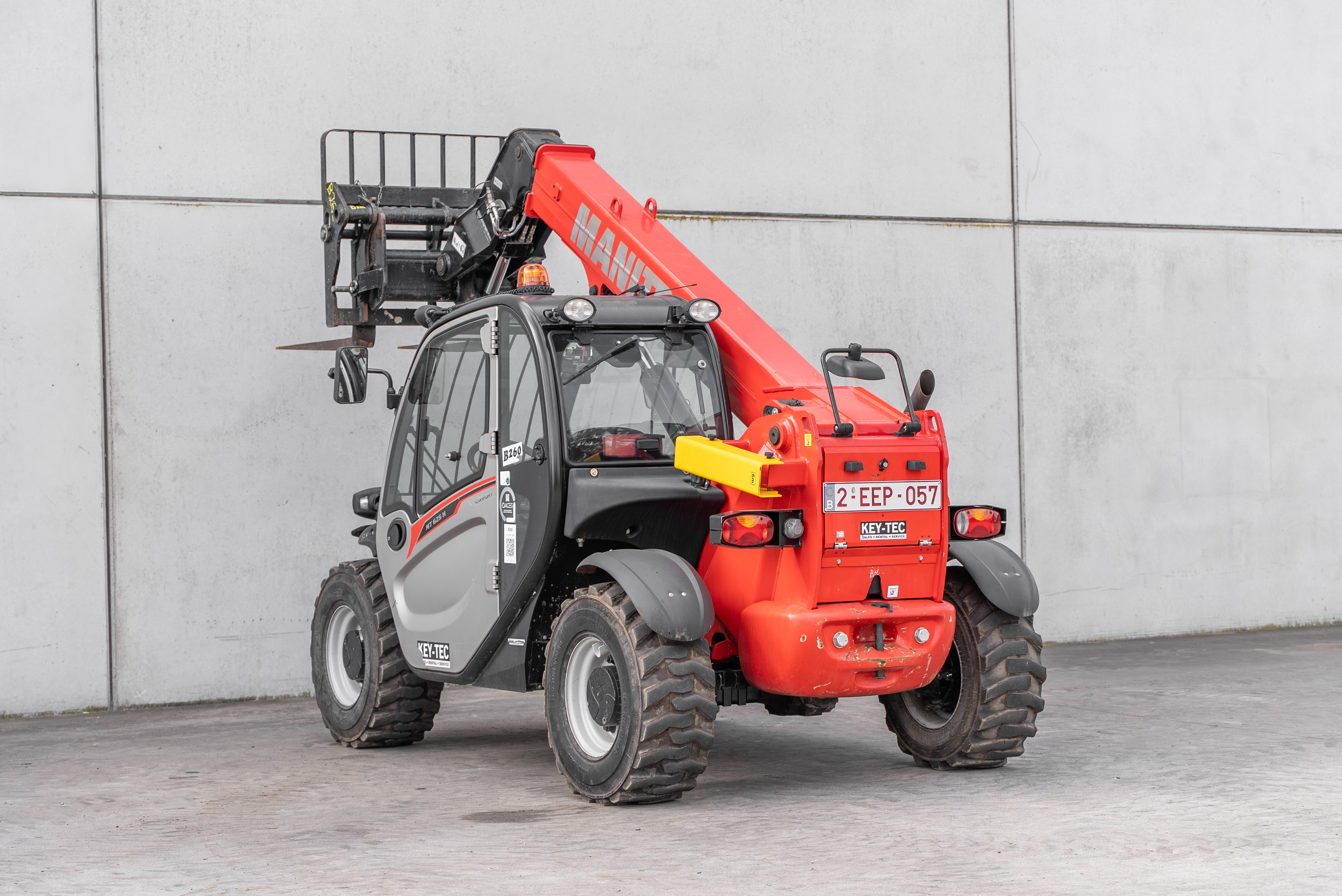 Manitou - Verreikers - MT 625 H COMFORT 75K ST5 S1 - Links achter