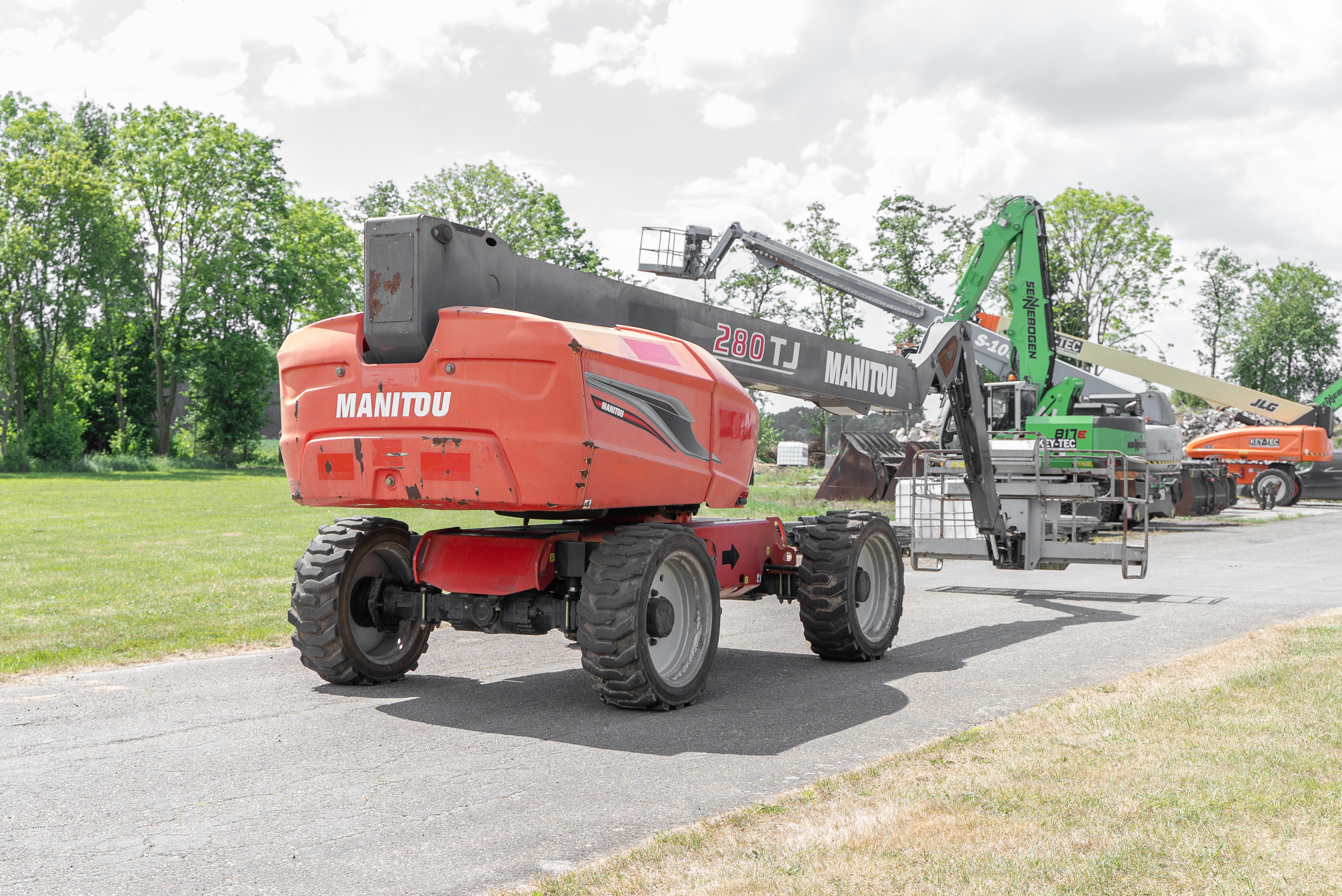 Manitou - Nacelles élévatrices - TJ 280 - Arrière droite