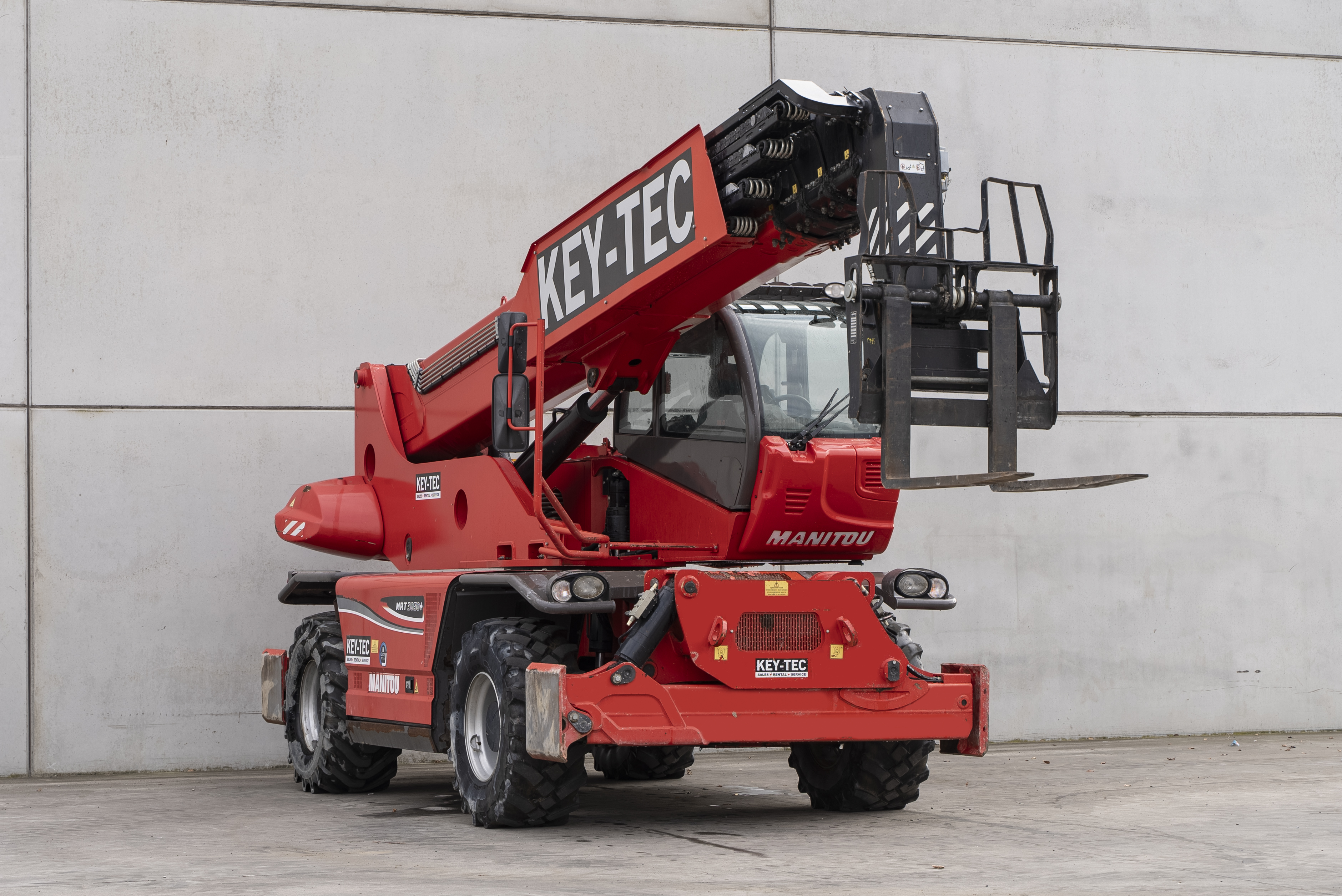 Manitou - Télescopiques - MRT 3050 PRIV+ ST4 S1 - frontright