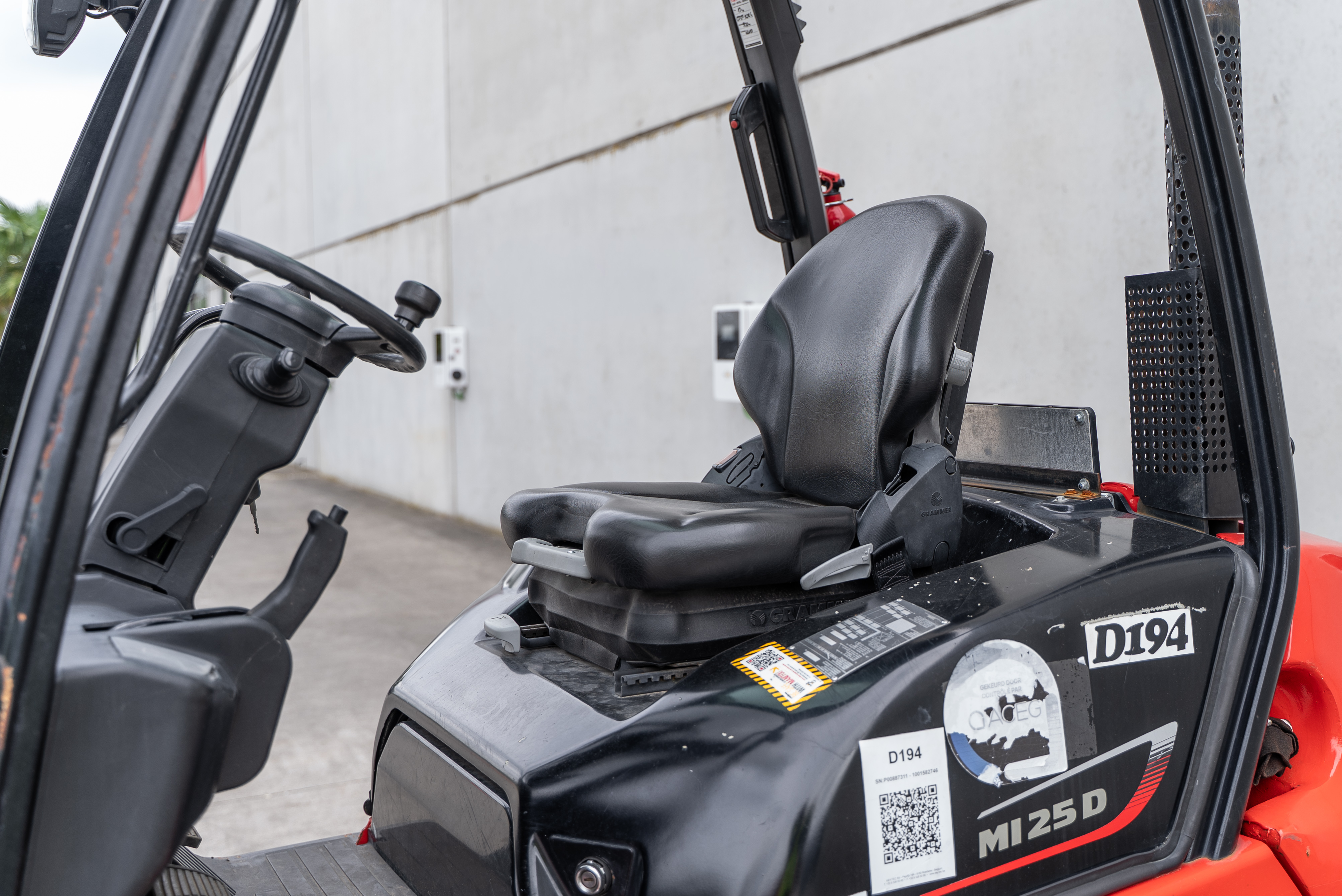 Manitou - Chariots élévateurs - MI 25 D K ST5 S1 - Intérieur arrière
