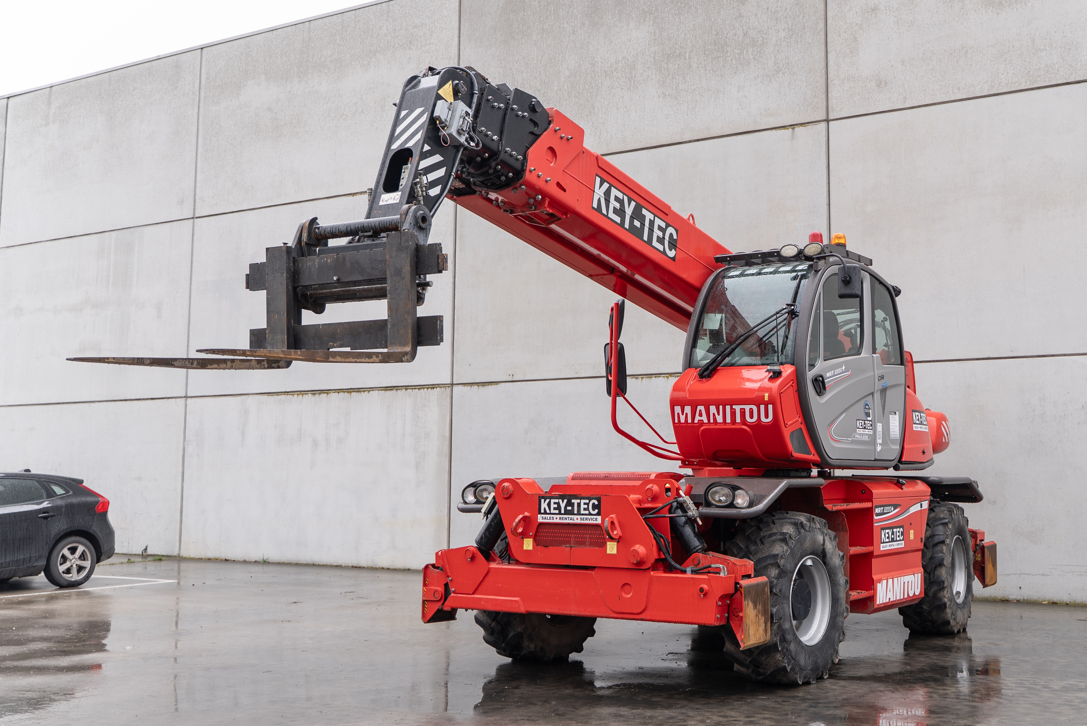 Manitou - Telehandlers - MRT 2550 PRIV+ ST4 S2 - Front left