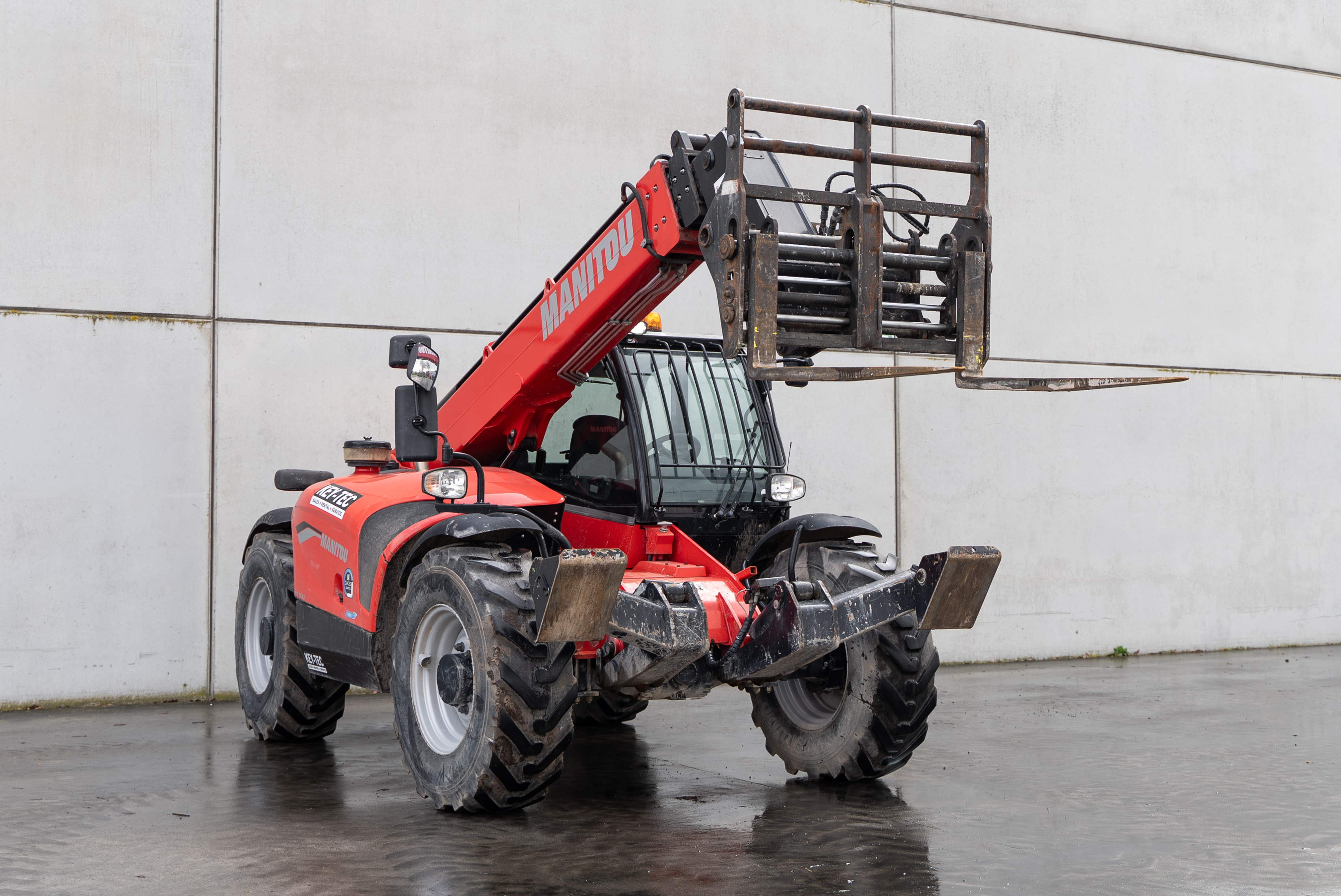 Manitou - Telehandlers - MT 1033 EASY 75D ST5 S1 - frontright