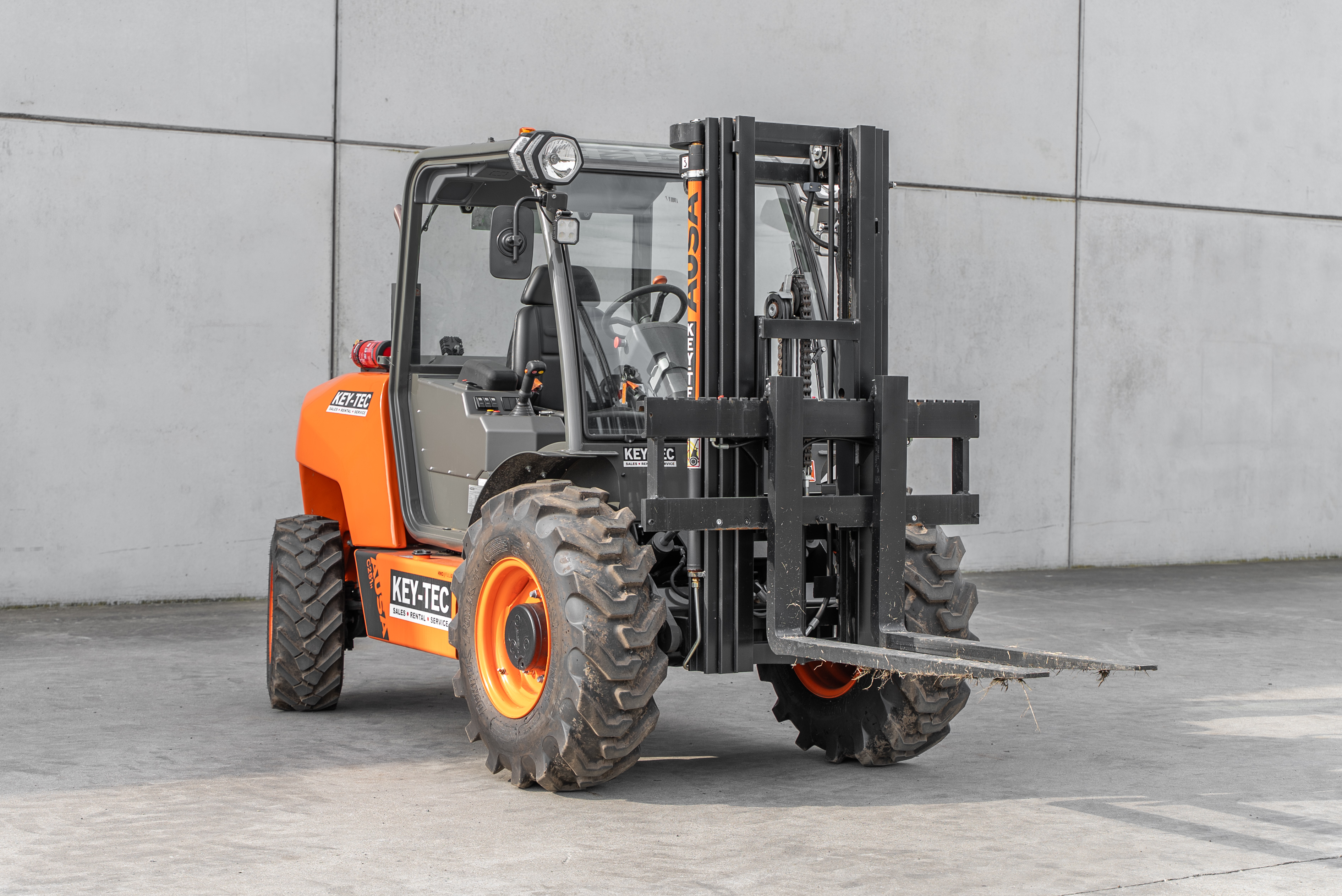 C251 Hx4 - Front right