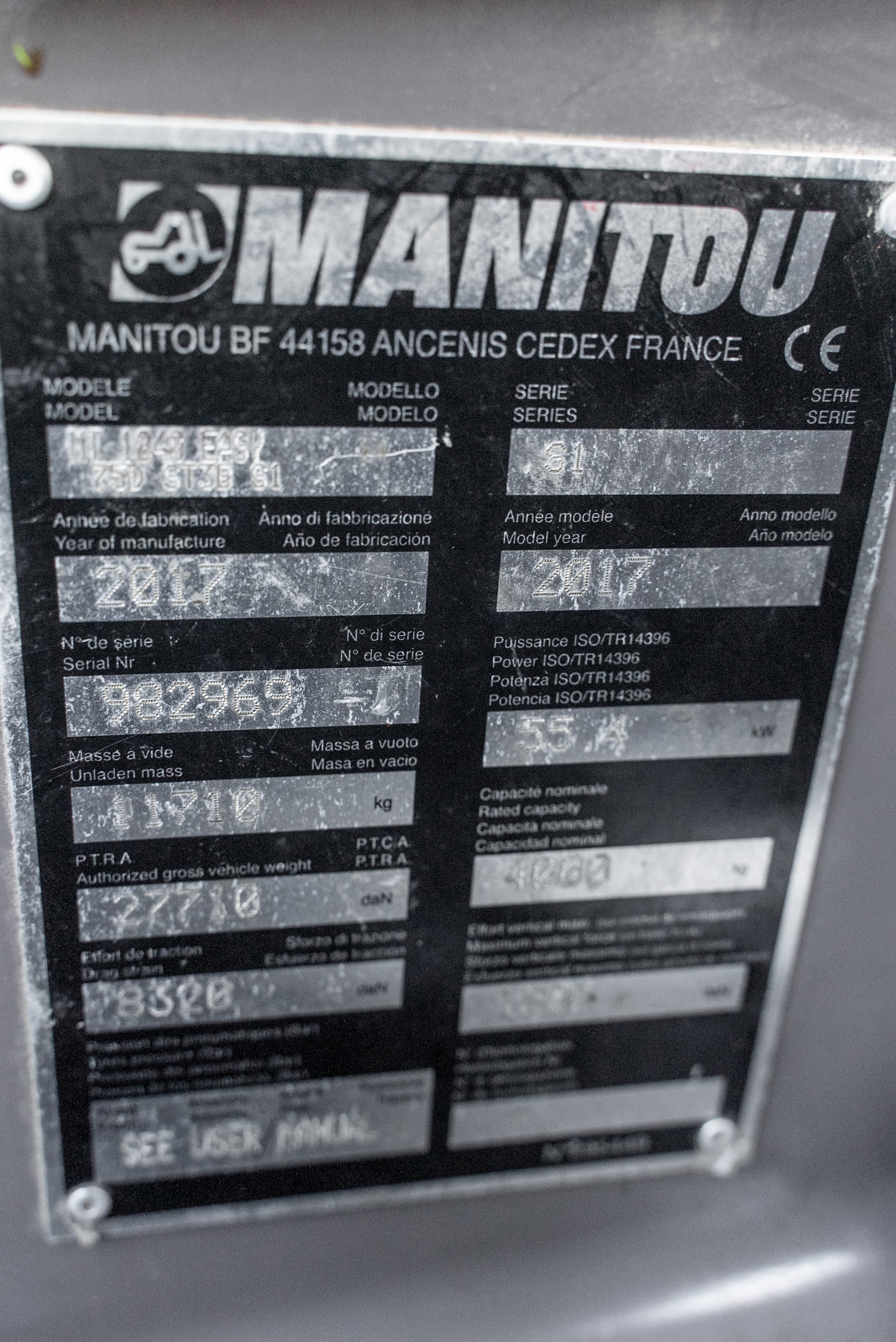 MT 1840 EASY 75D ST3B S1 - Identification plate