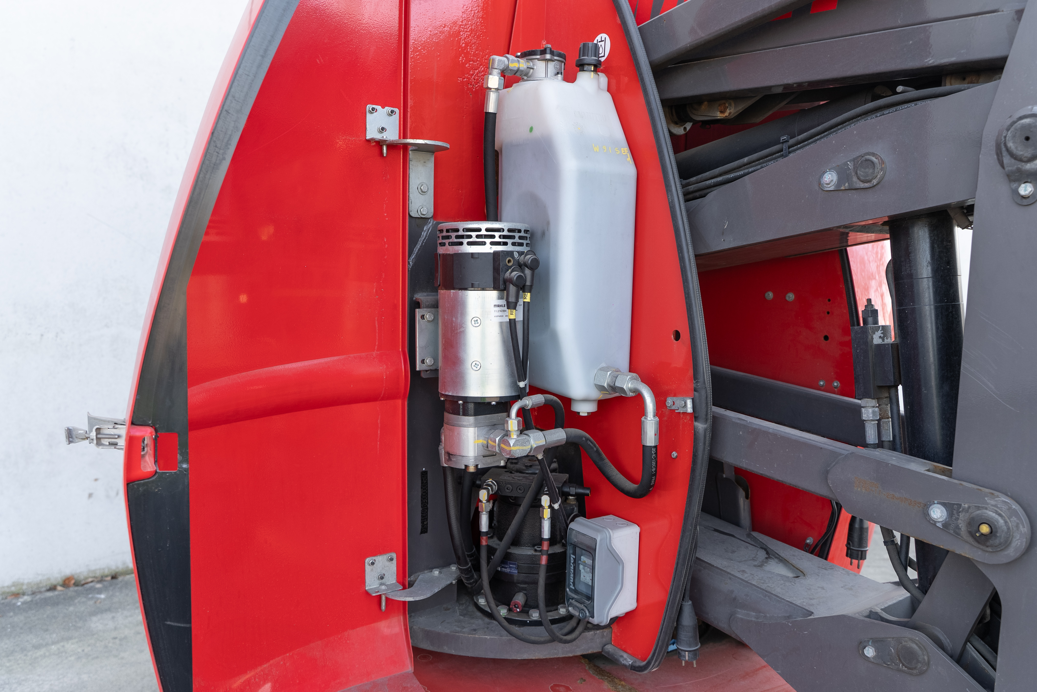 Manitou - Hoogwerkers - AETJ 120 COMPACT 2 3D - Motor