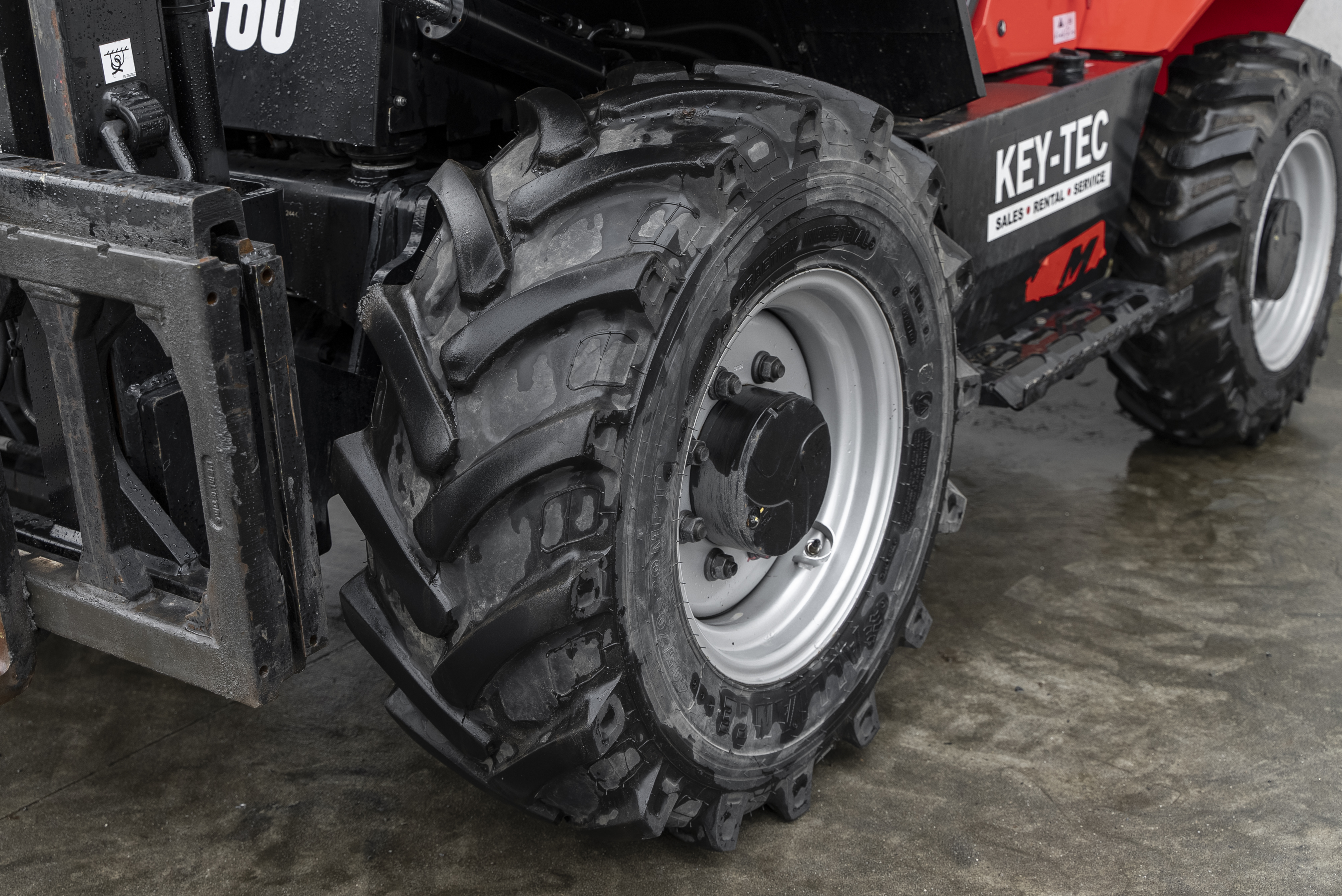 Manitou - Heftrucks - M 30-4 D ST5 S1 - Chassis / Wiel