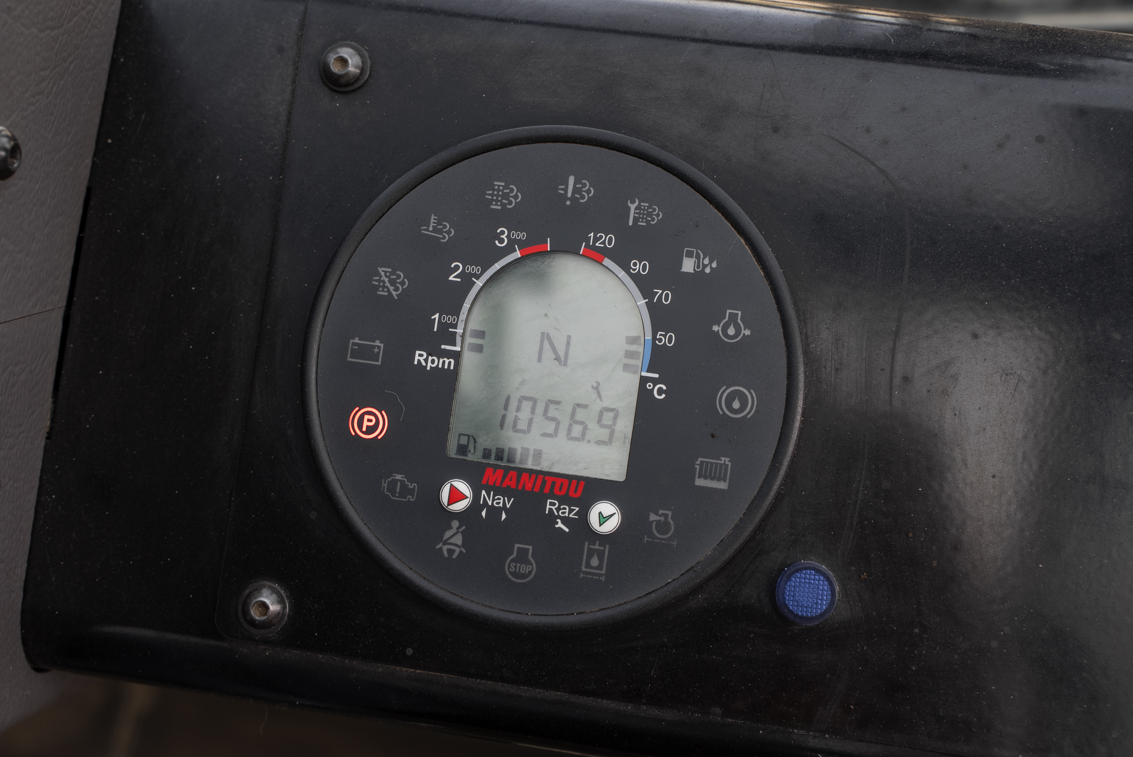M 30-4 D ST5 S1 - Hours / Display