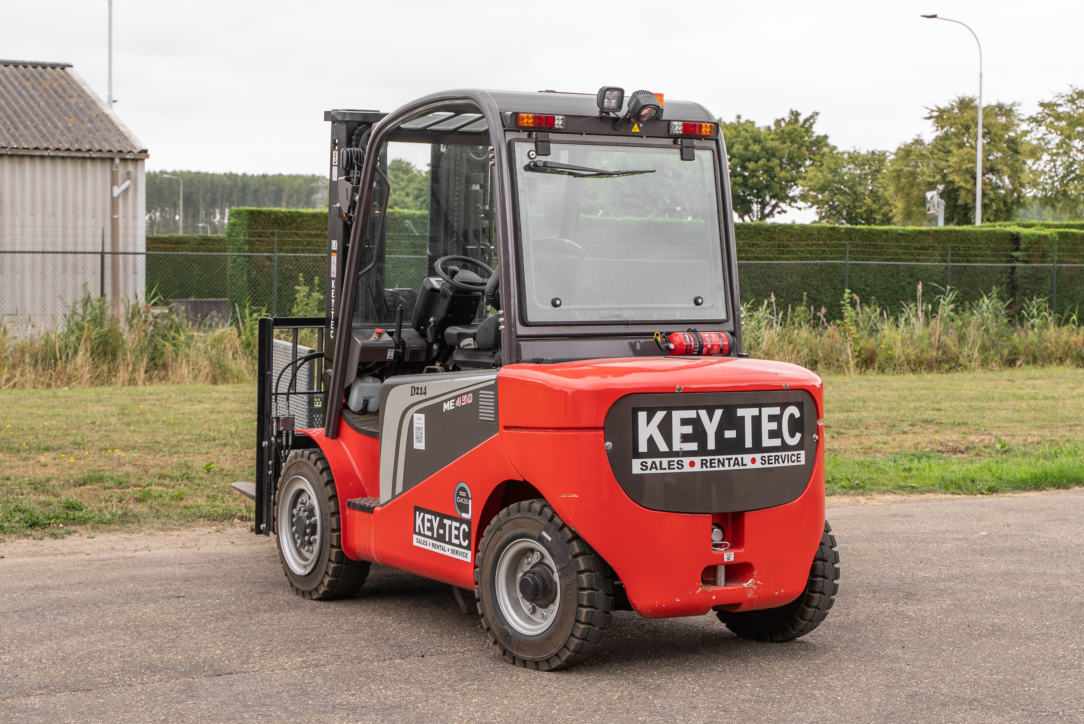 ME 450 80V S3 - Back left