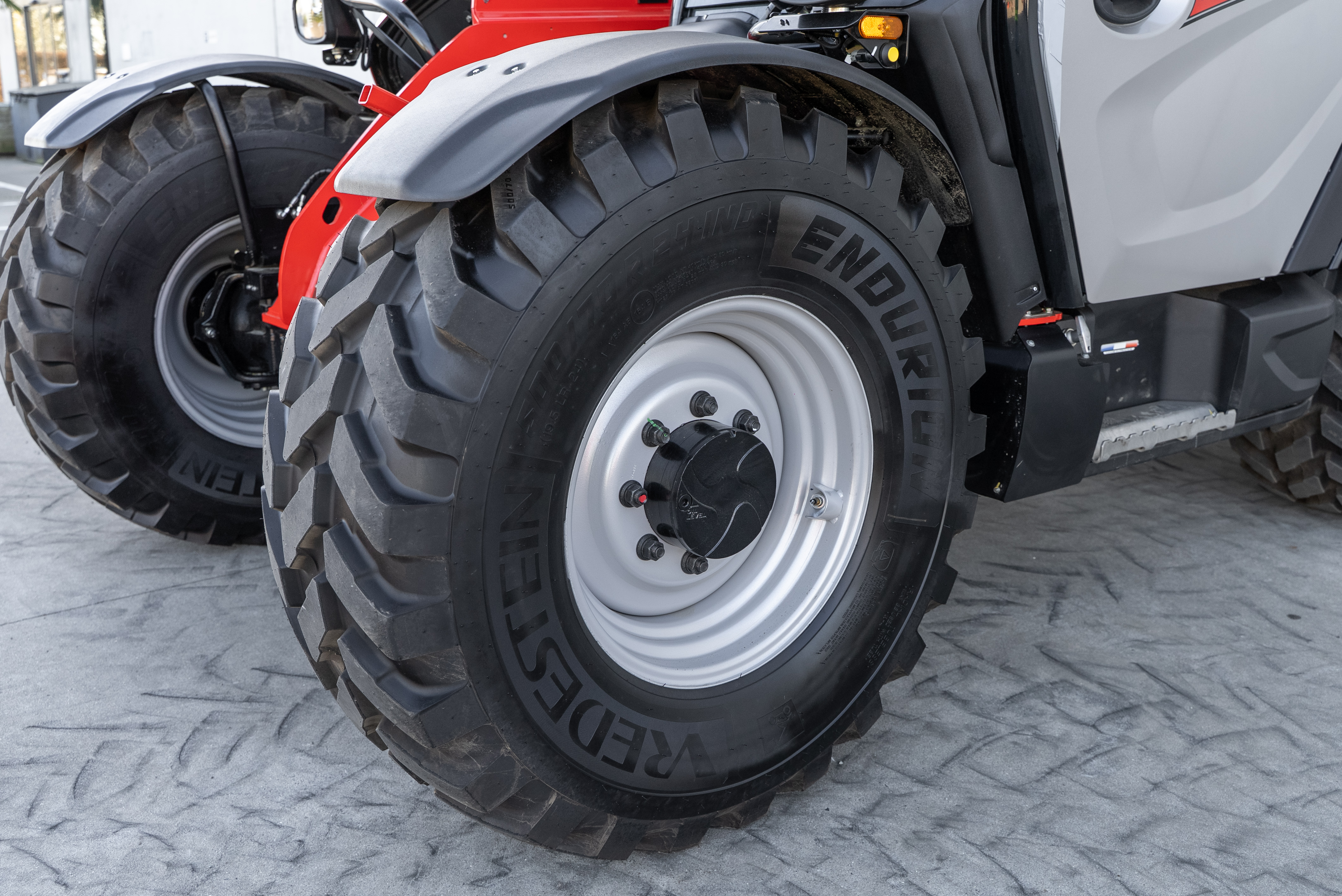 Manitou - Telehandlers - MLT 841 145 PS+ Y ST5 S1 - Chassis / Wheel