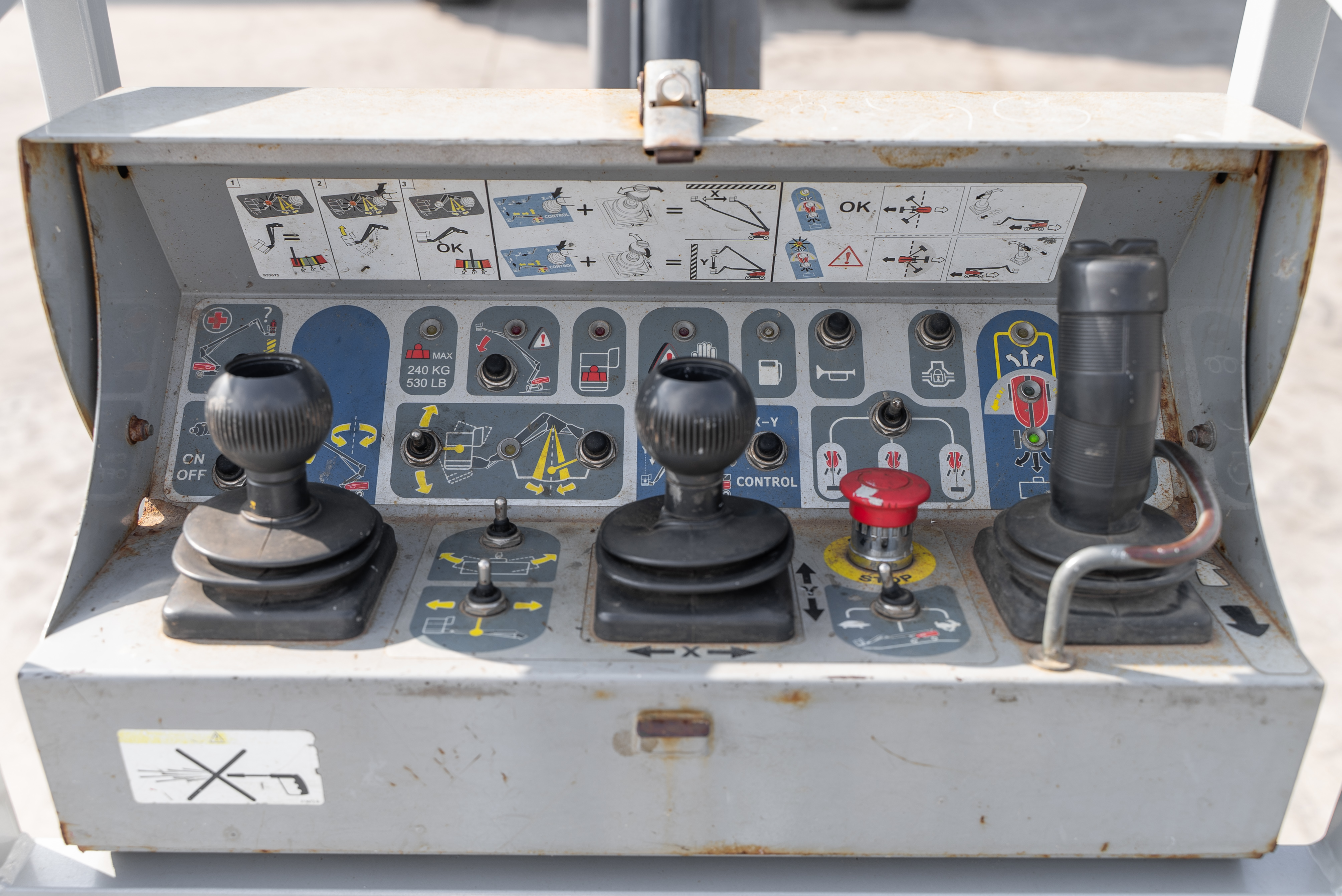 TJ 280 - Interior front