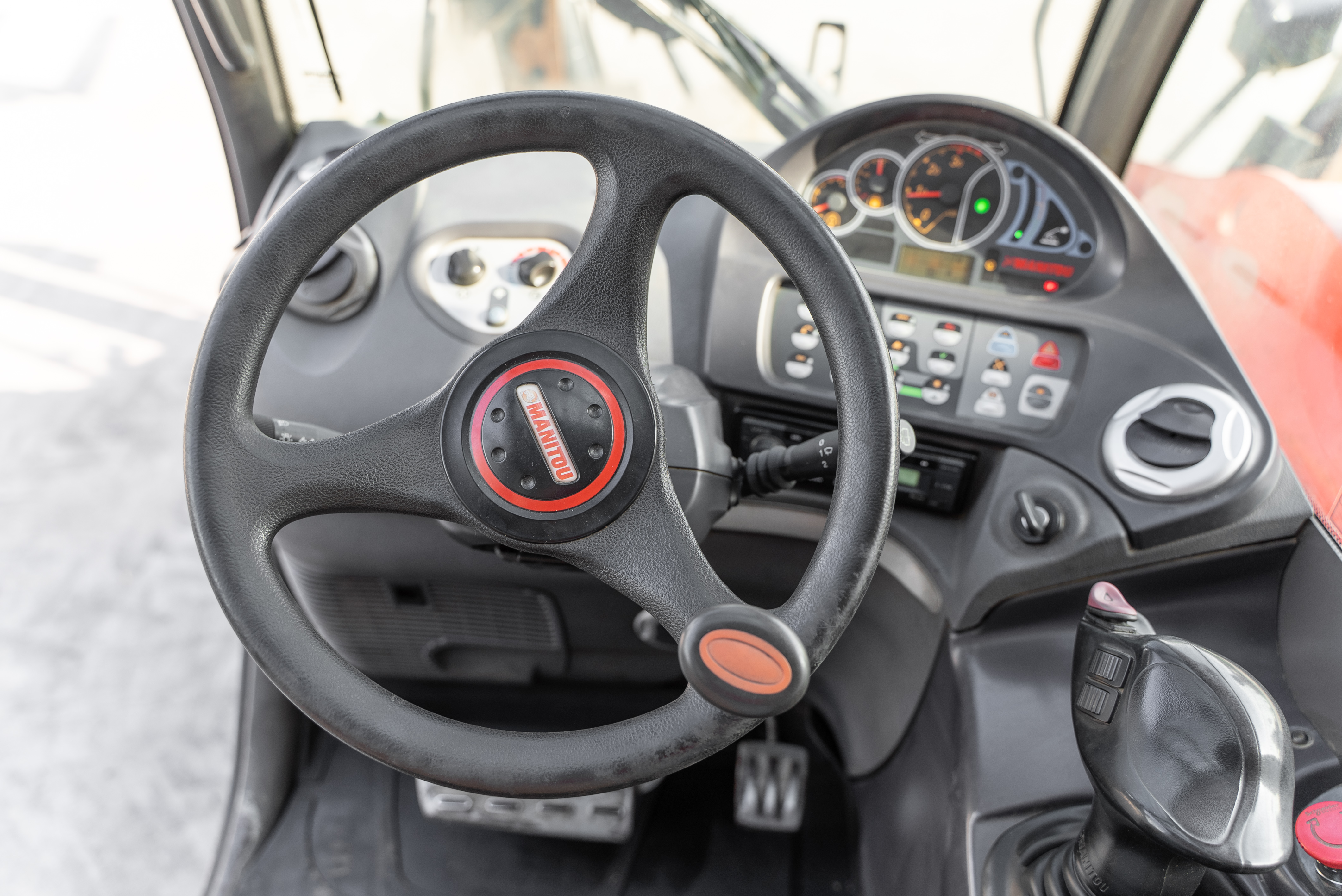 Manitou - Verreikers - MT 1440 100P ST3B S2 - Interieur voor