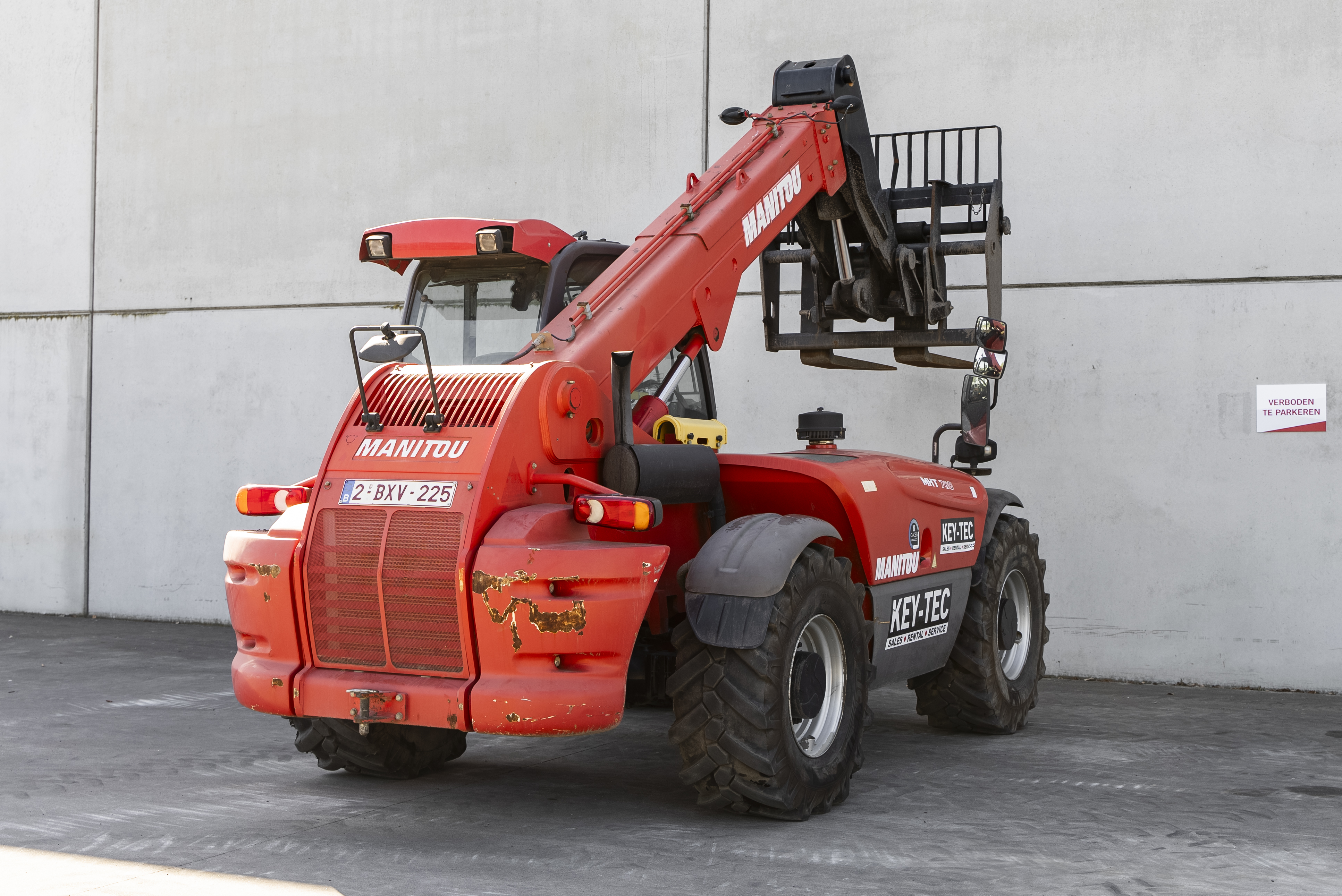 MHT 780 L EVOLUTION E3 - Back right