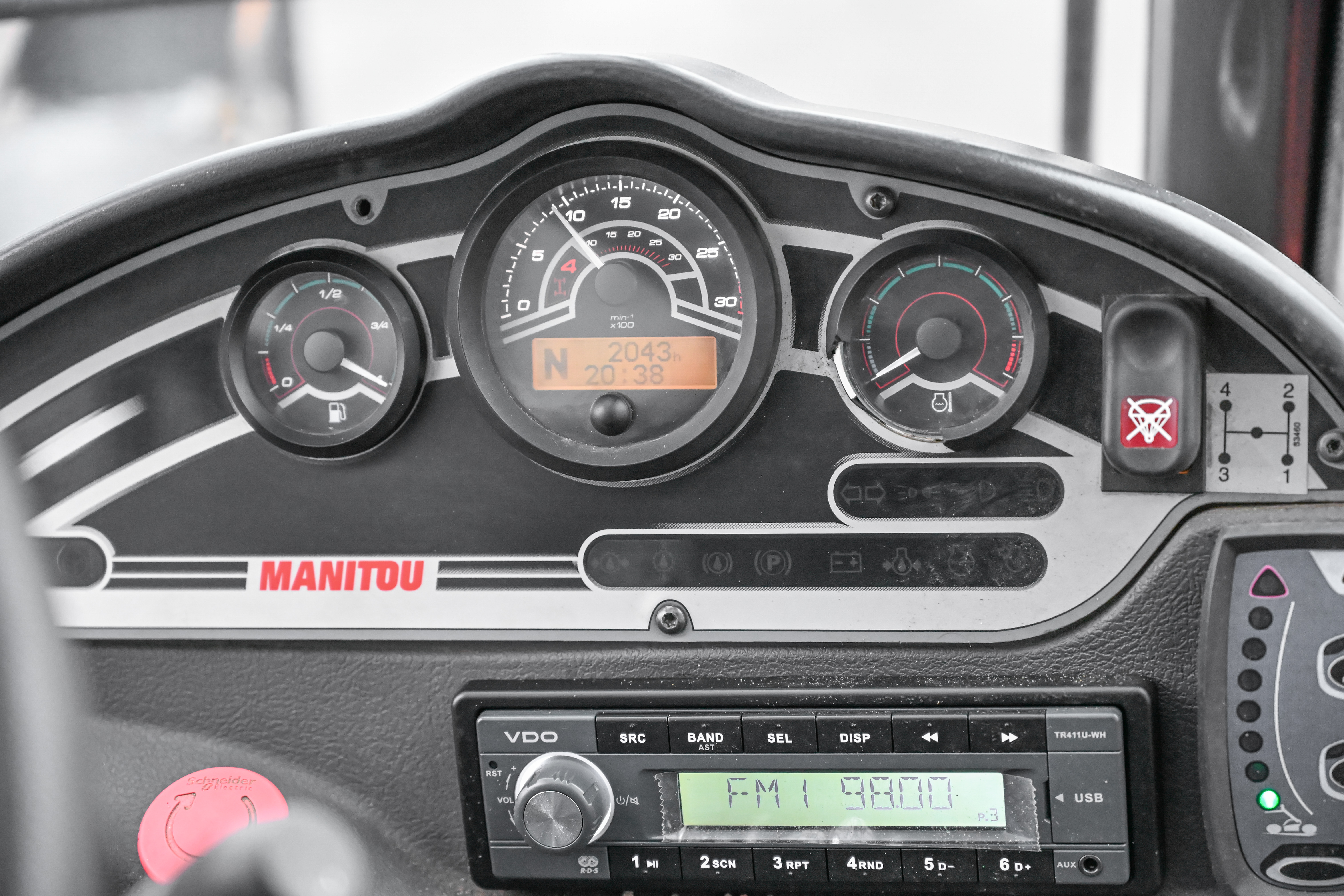 MT 1030 EASY 75D ST3B S2 - Hours / Display
