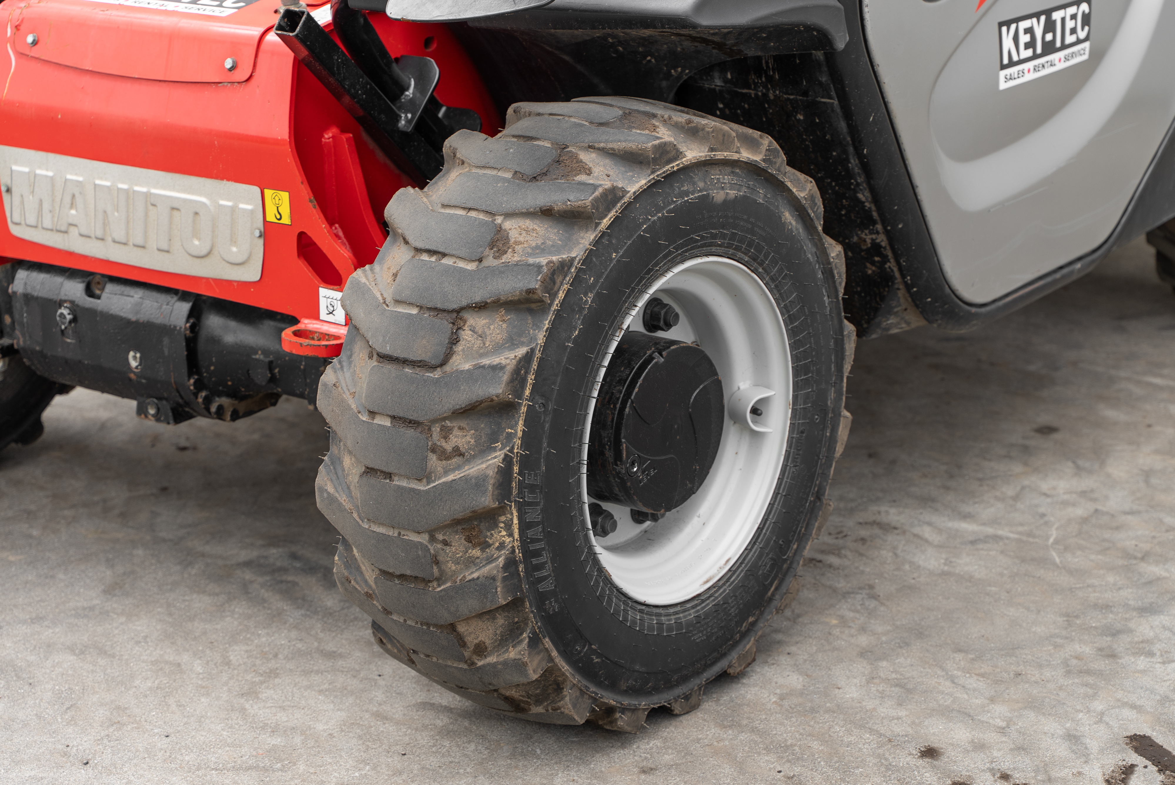 MT 625 H COMFORT 75K ST5 S1 - Chassis / Wheel